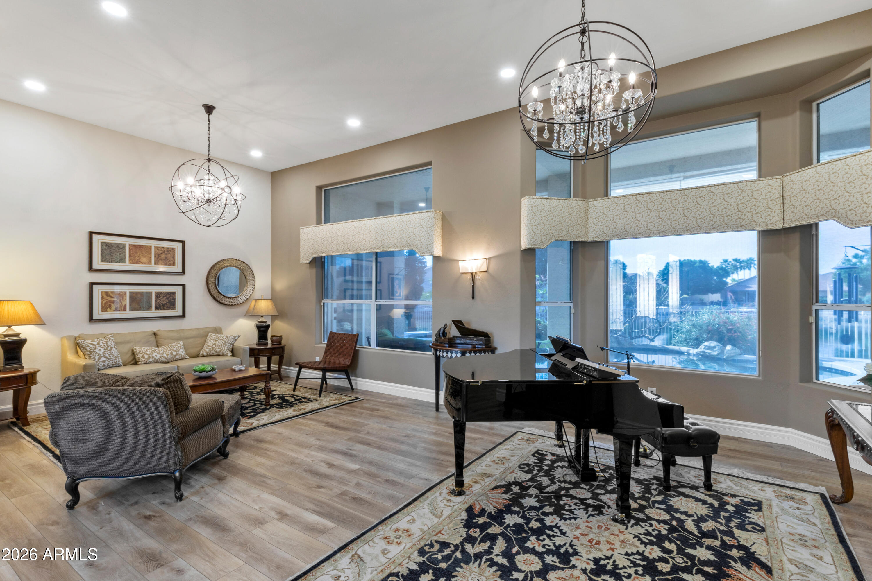 5335 W ROSE GARDEN Lane