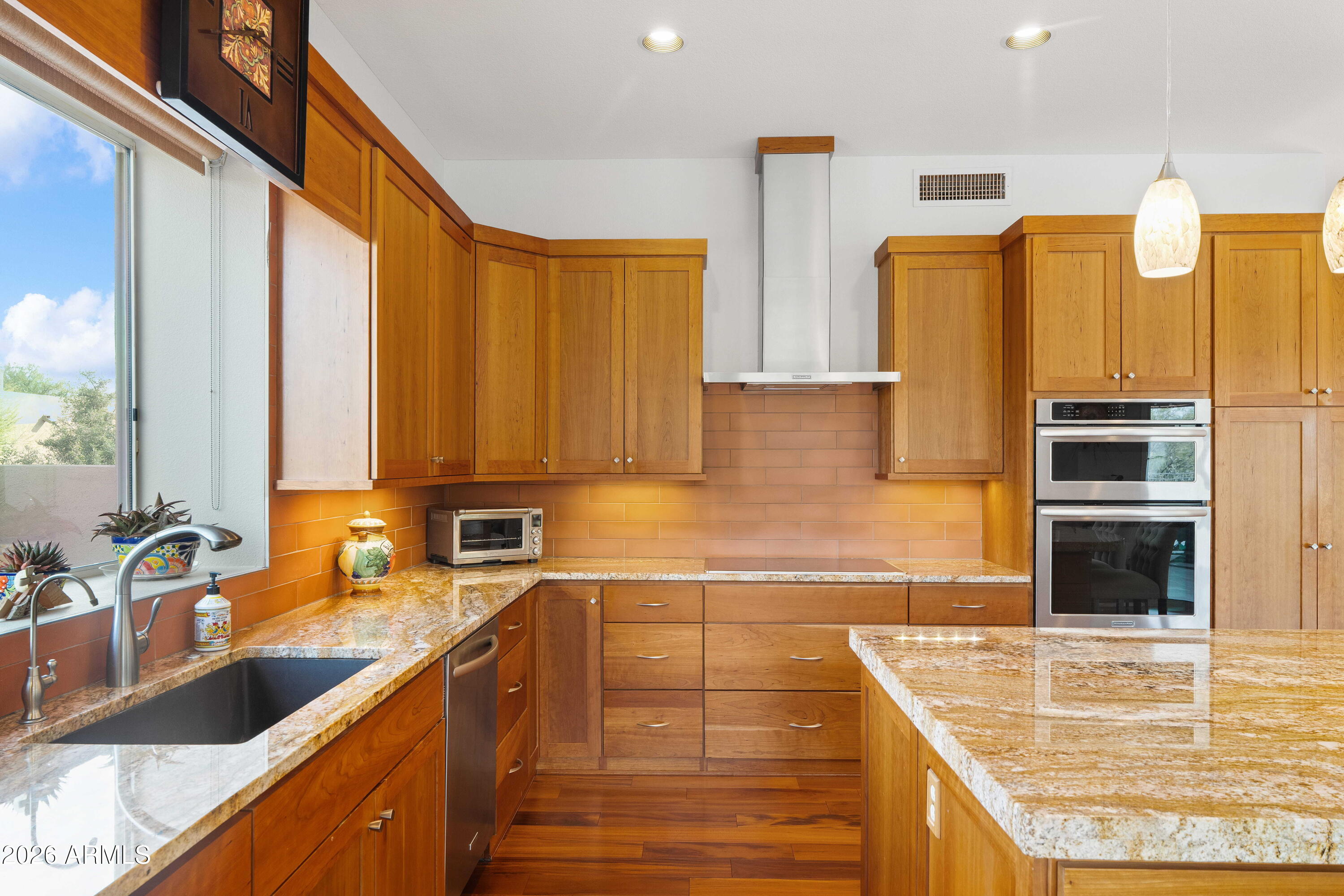 7304 E BENT TREE Drive