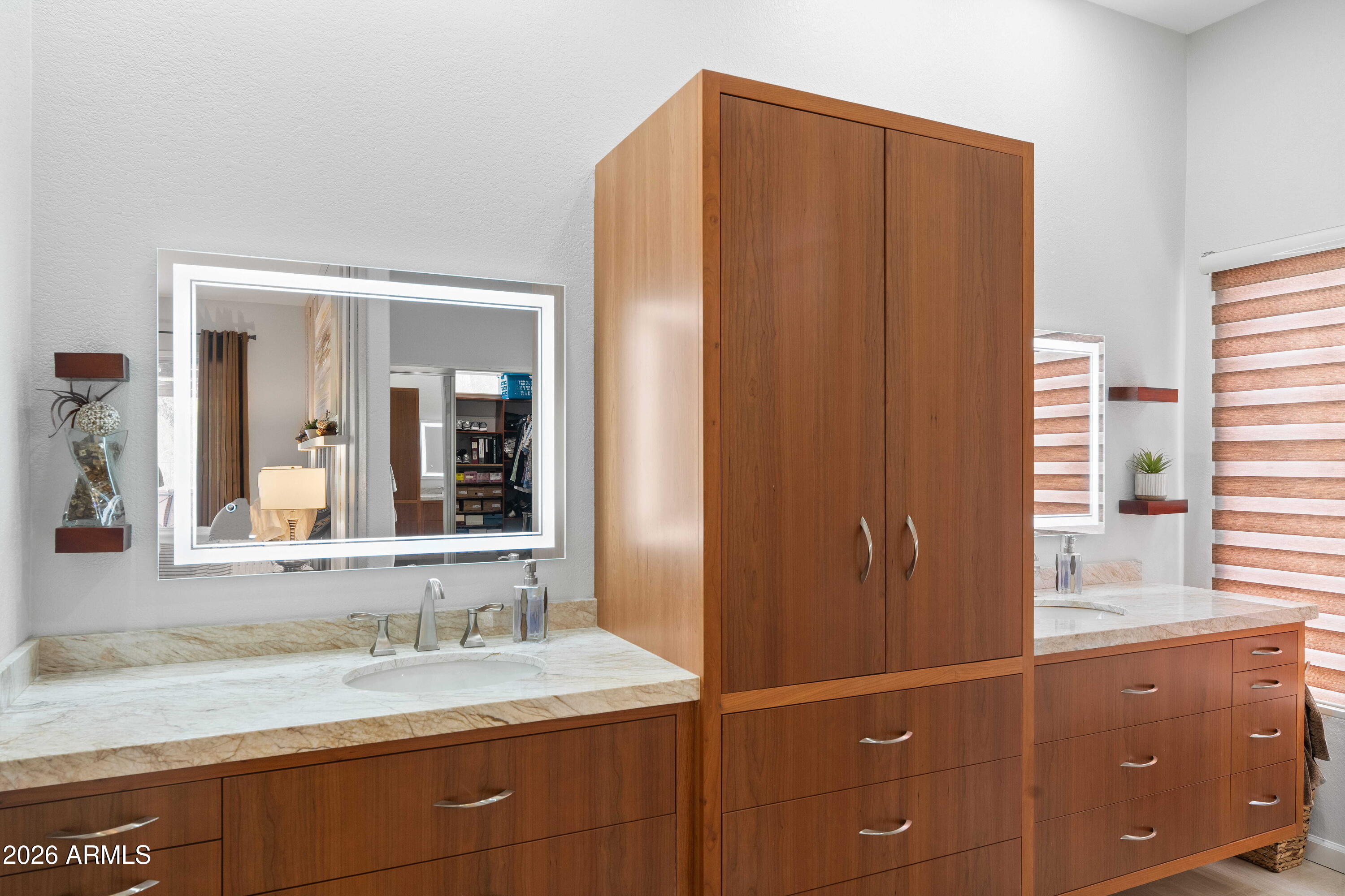 7304 E BENT TREE Drive