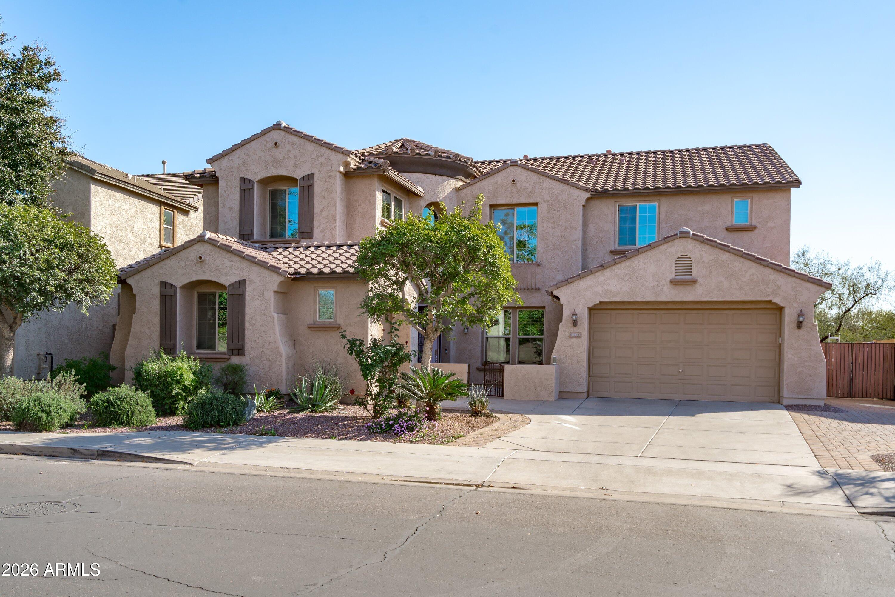 10933 E RENFIELD Avenue