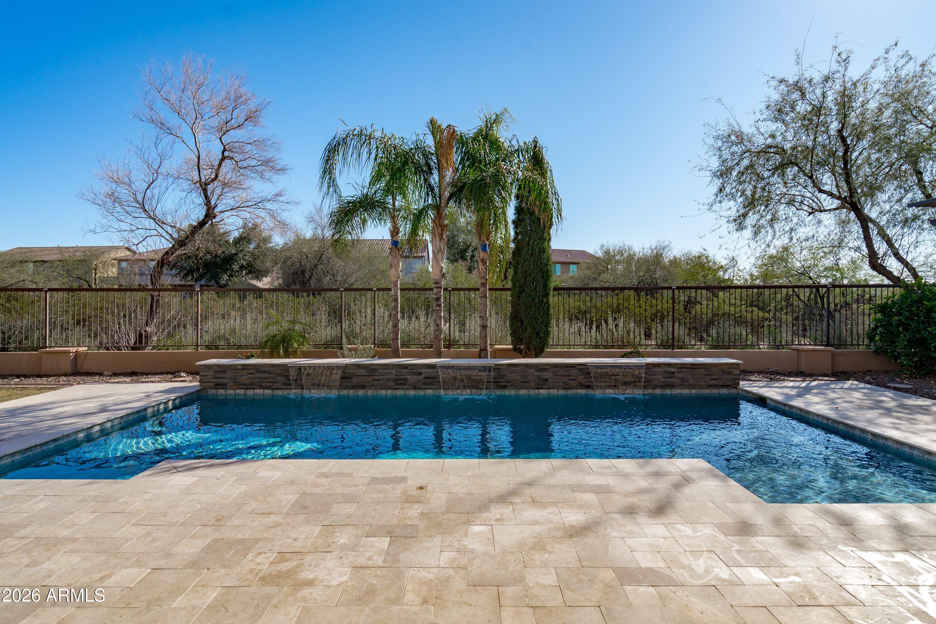 10933 E RENFIELD Avenue