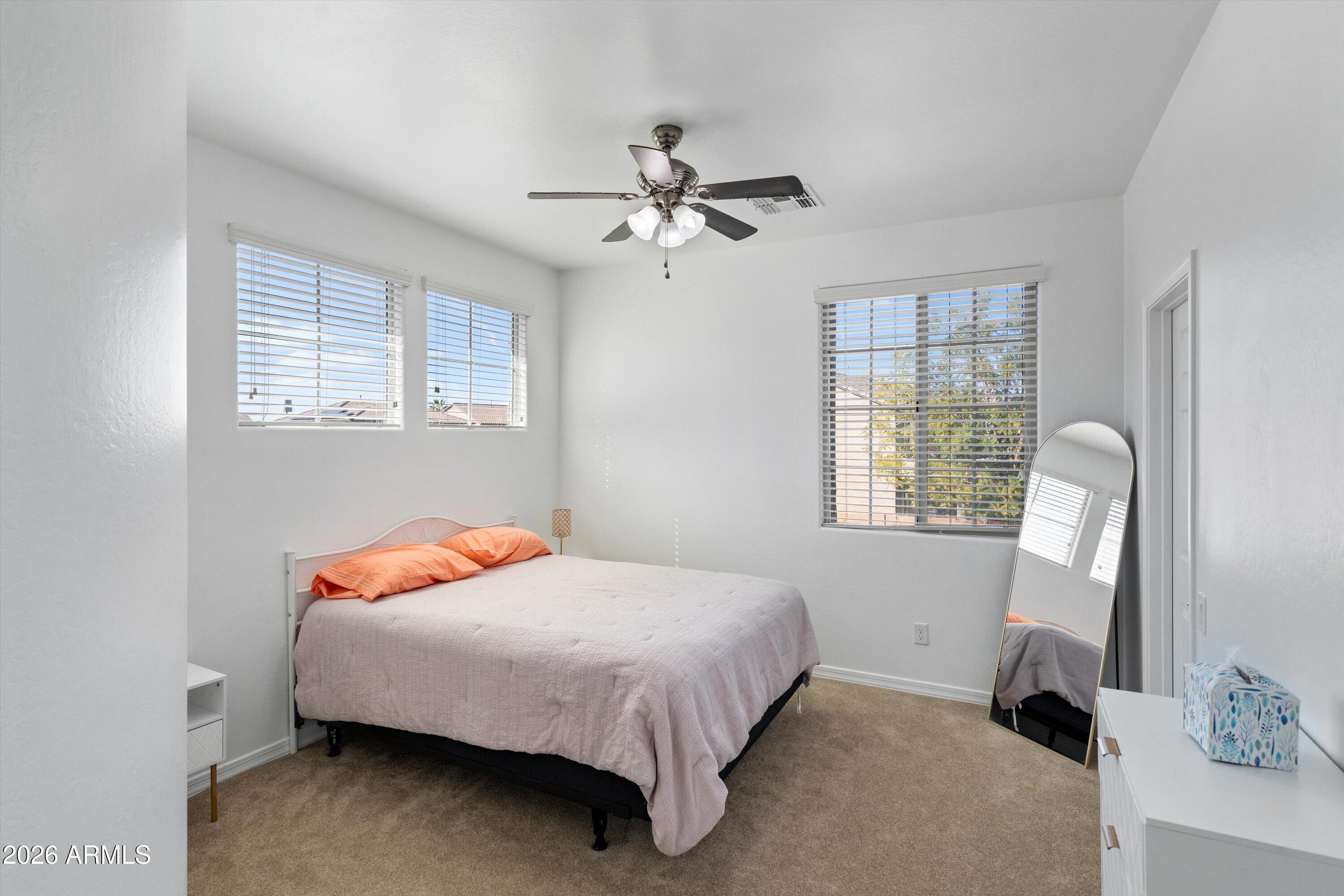 10933 E RENFIELD Avenue