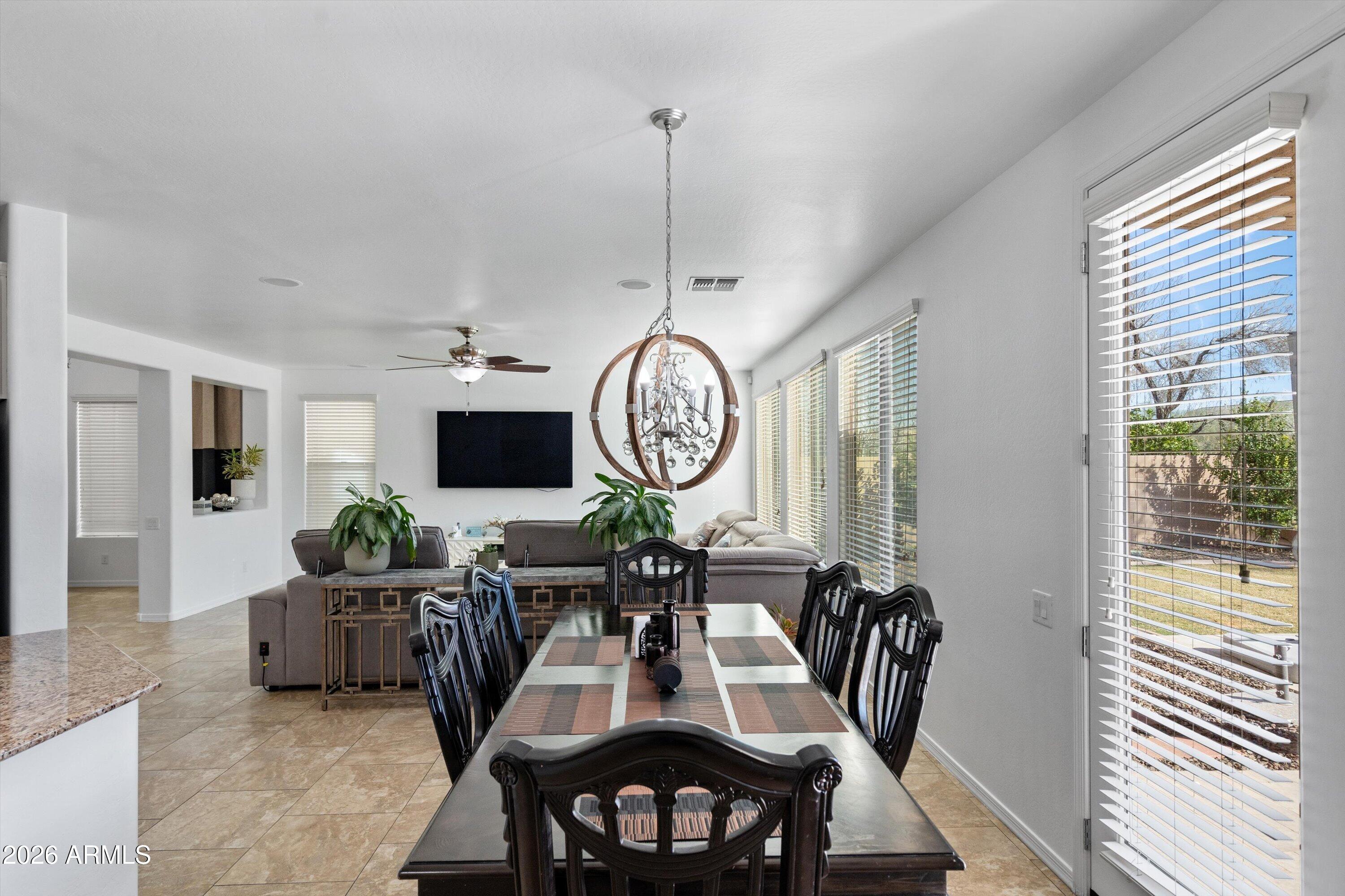 10933 E RENFIELD Avenue