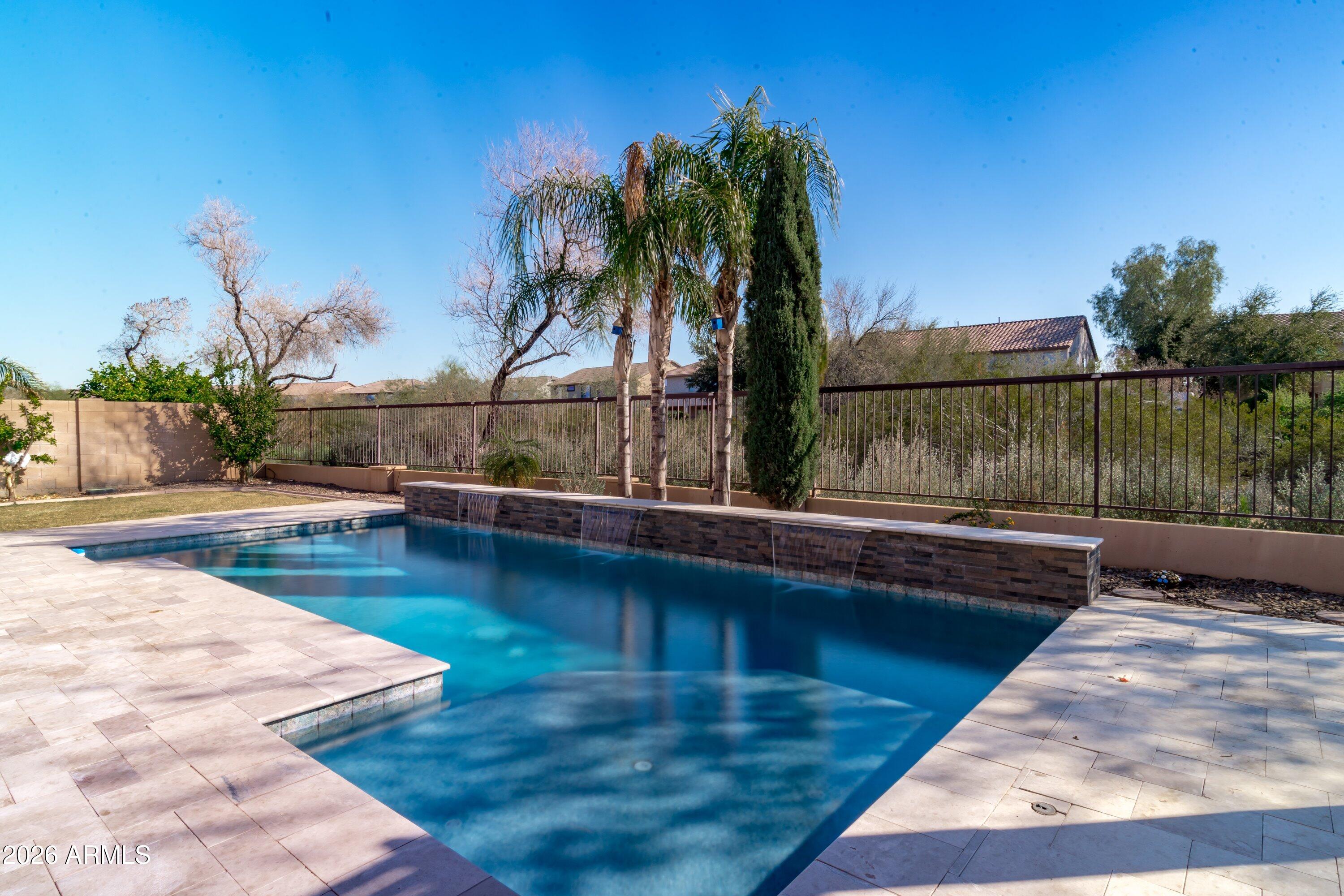 10933 E RENFIELD Avenue