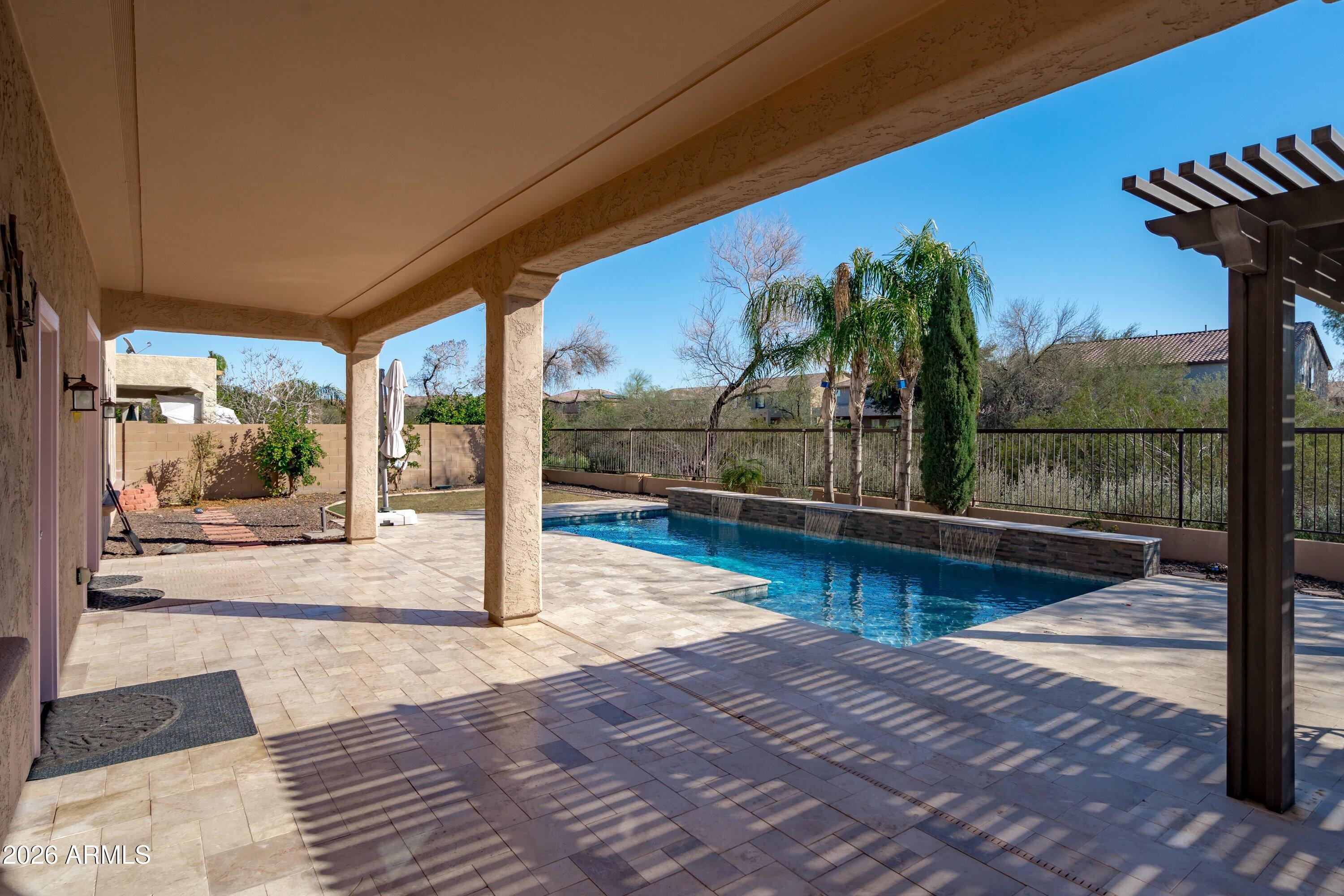 10933 E RENFIELD Avenue