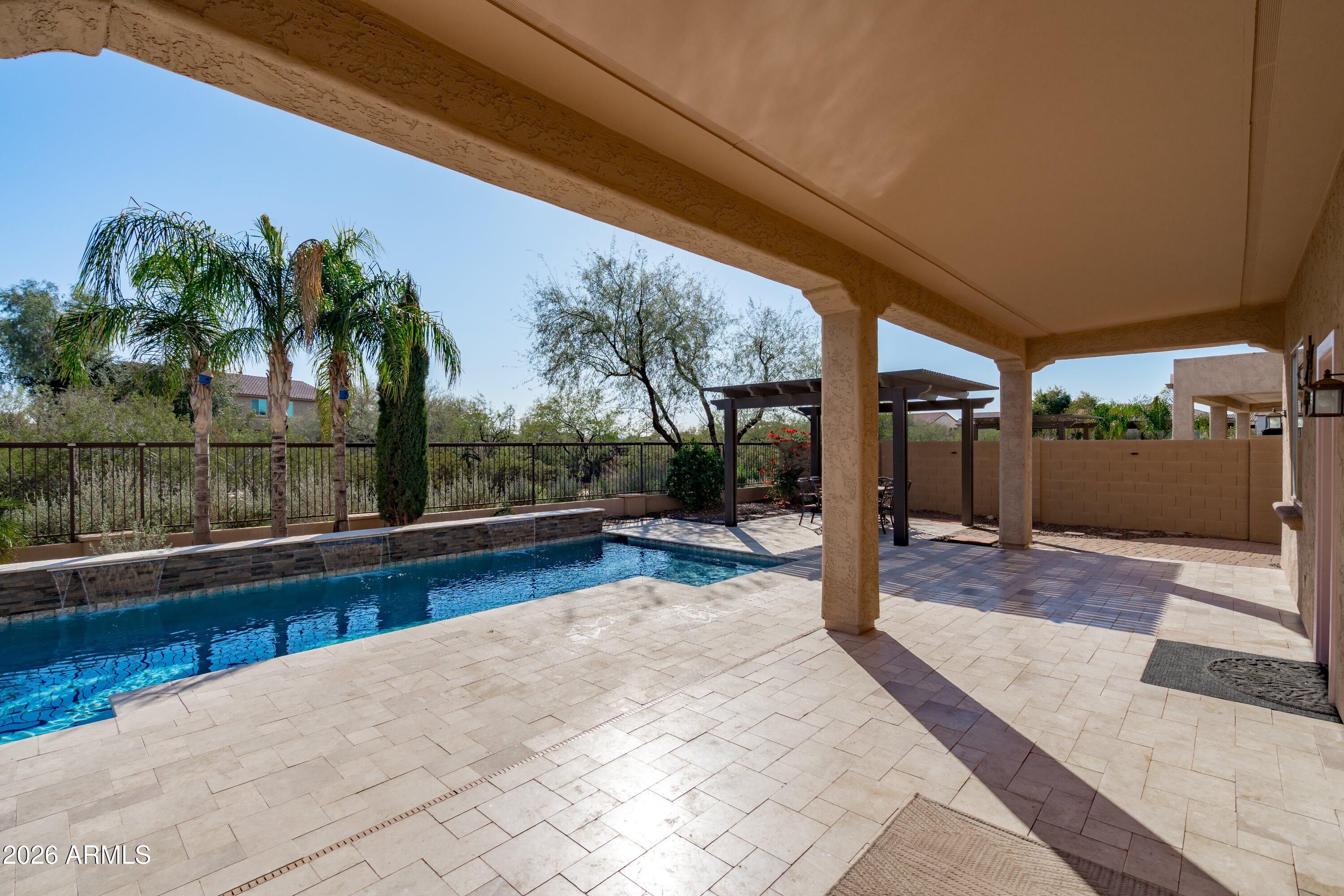 10933 E RENFIELD Avenue