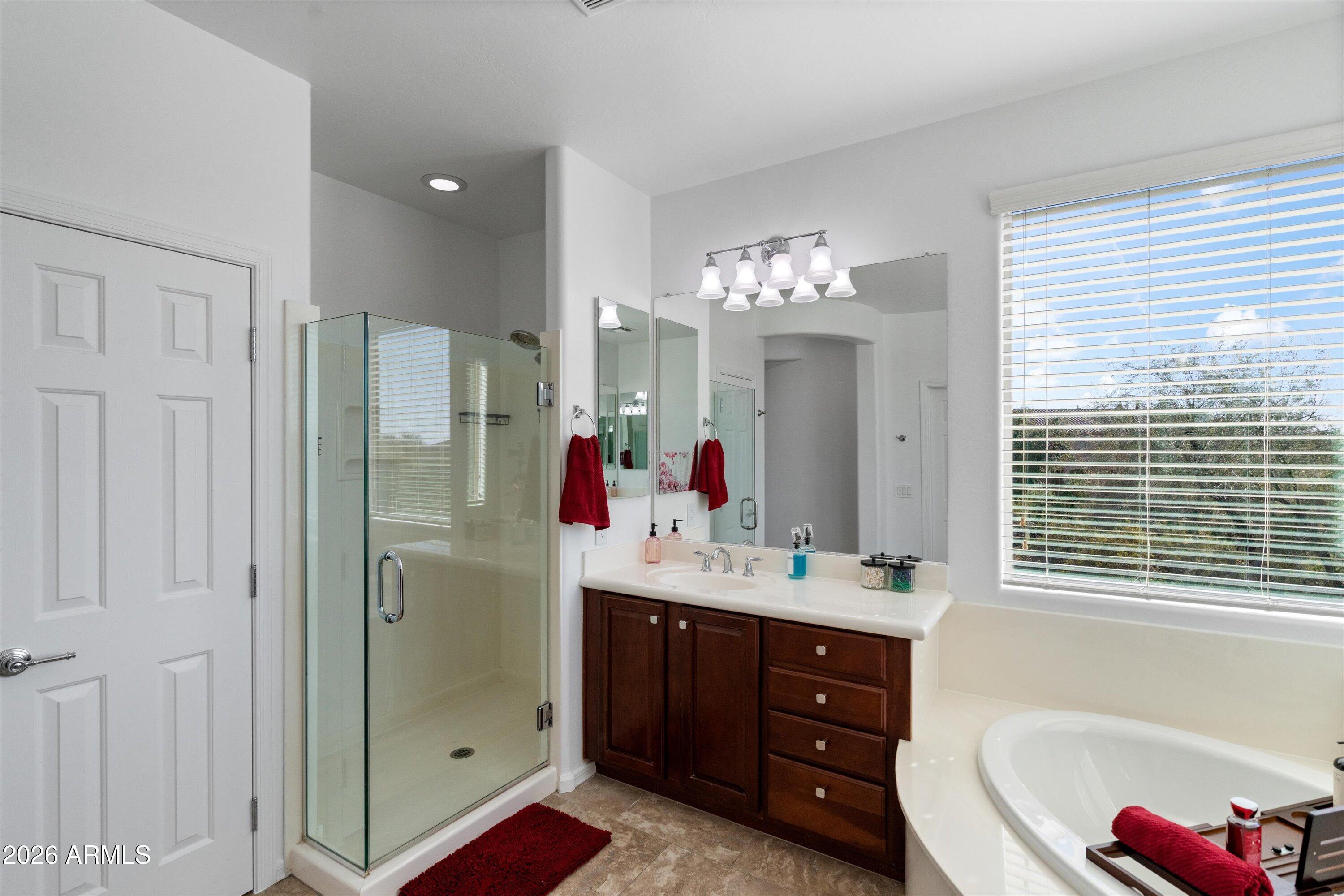 10933 E RENFIELD Avenue