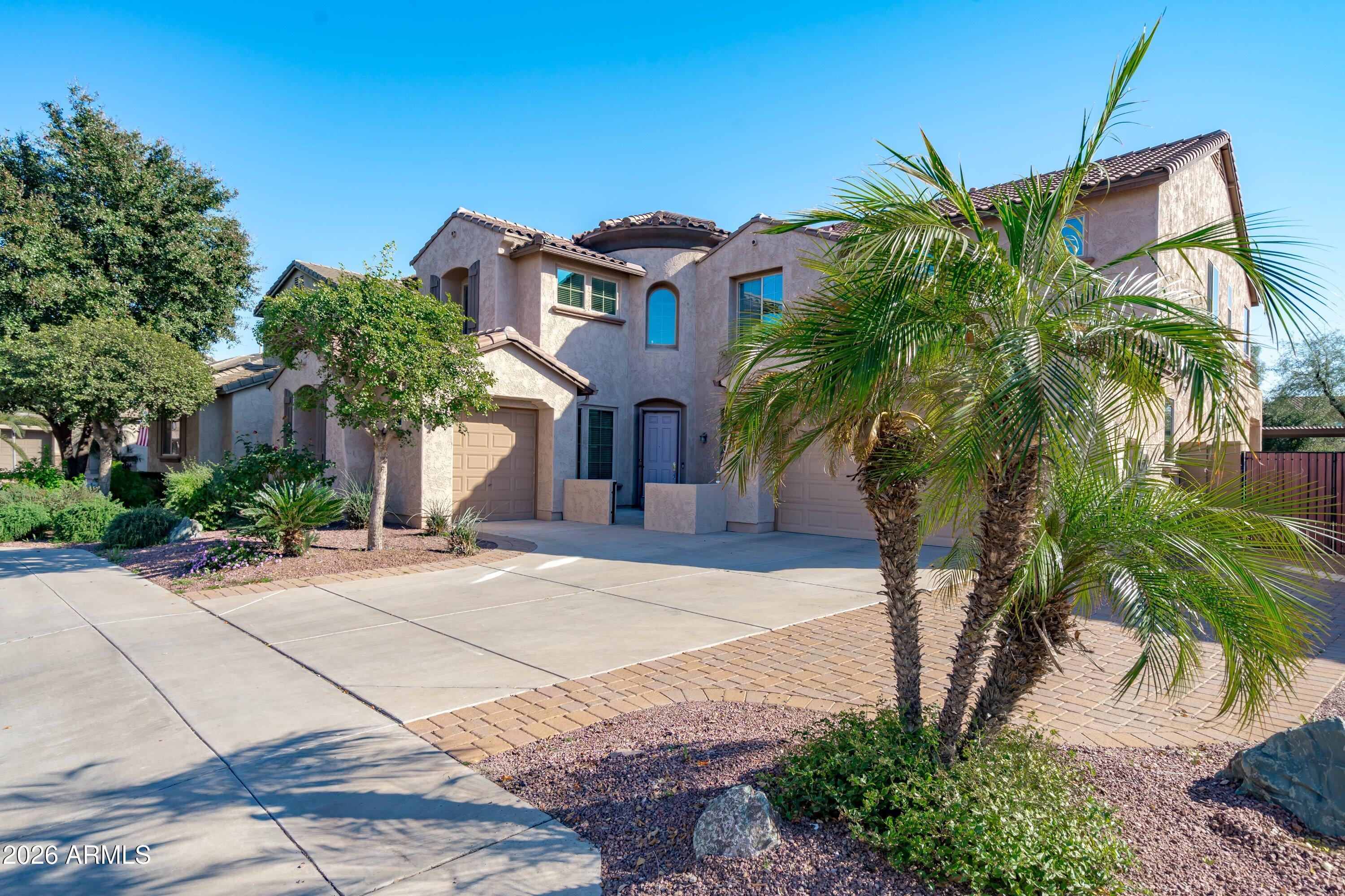 10933 E RENFIELD Avenue