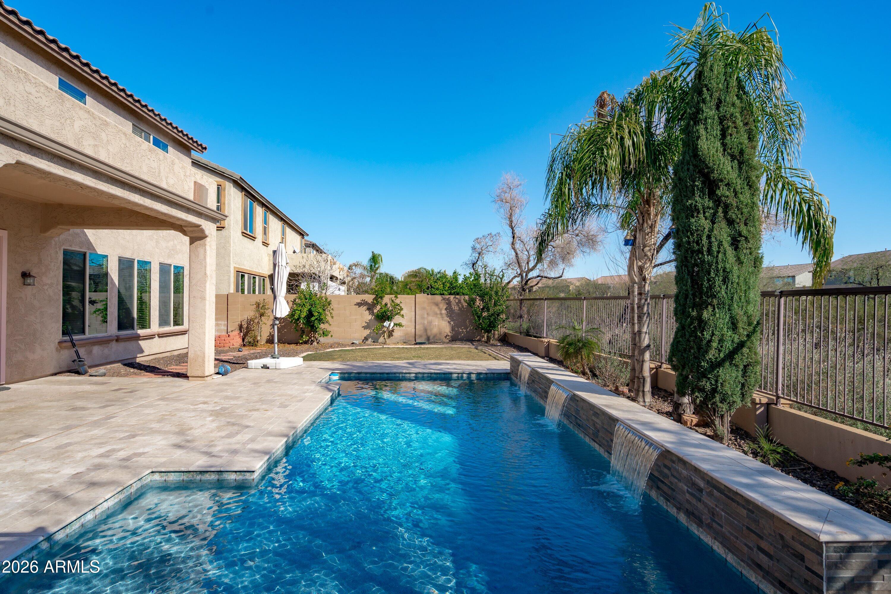 10933 E RENFIELD Avenue