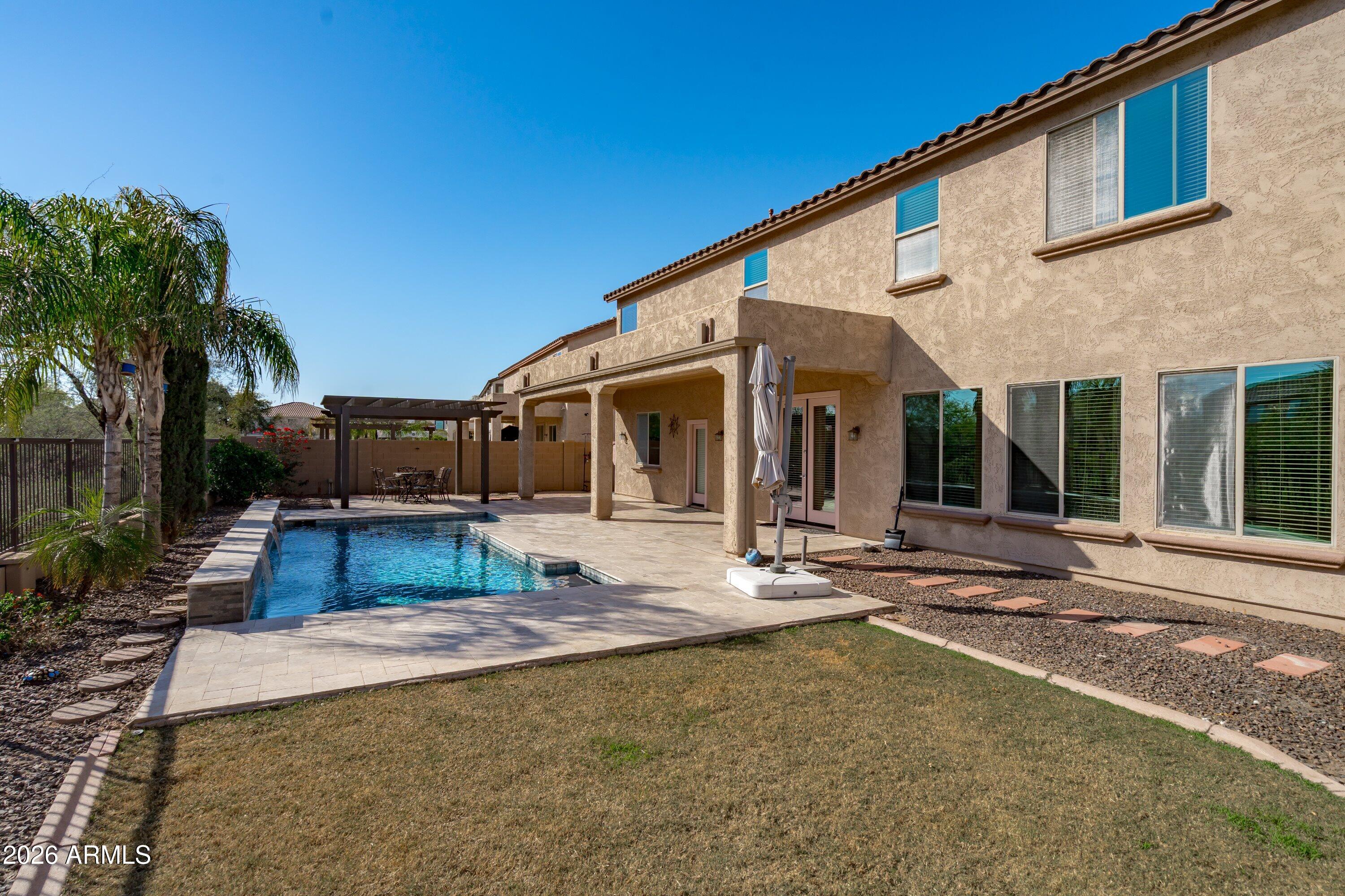 10933 E RENFIELD Avenue