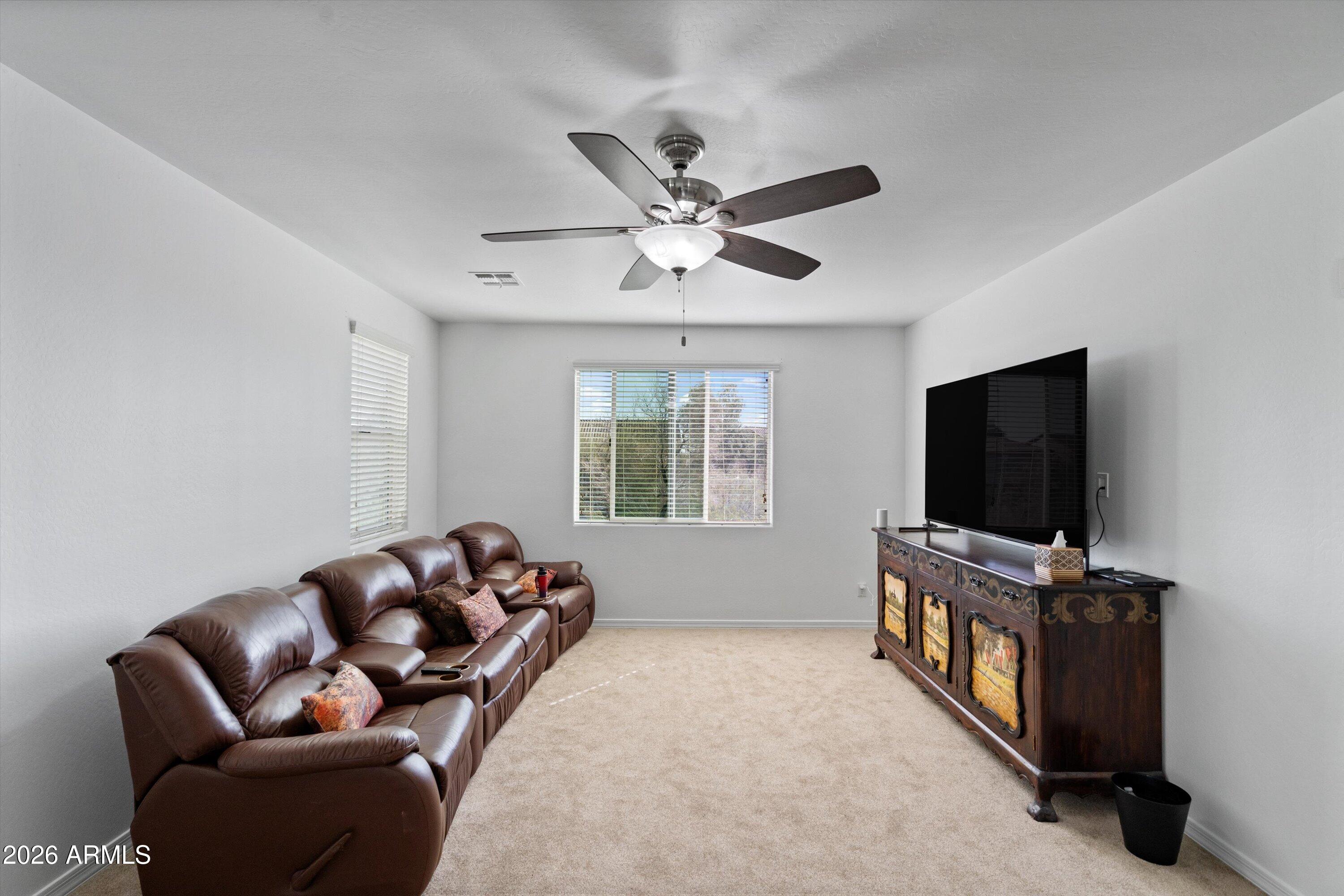 10933 E RENFIELD Avenue