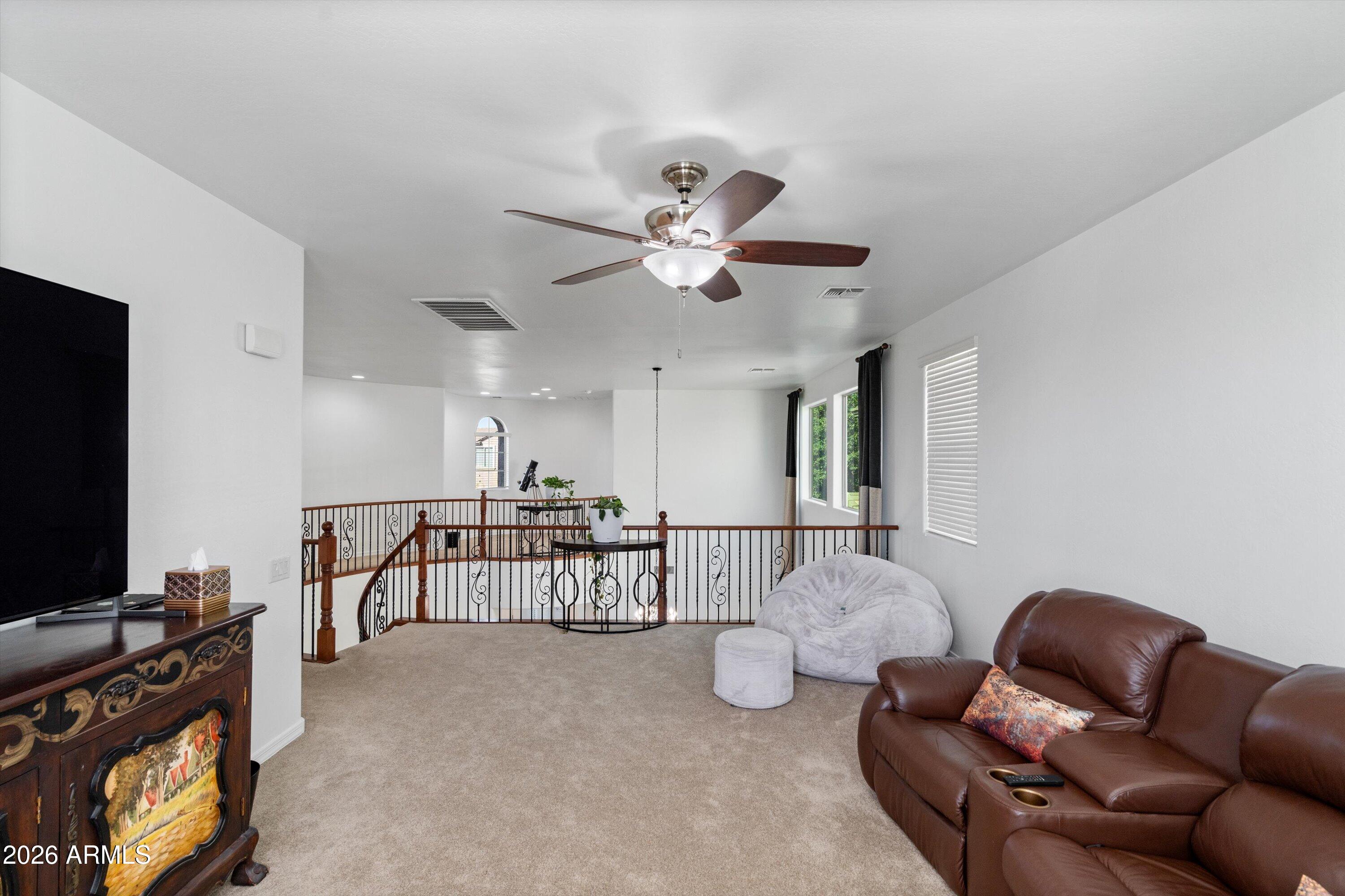 10933 E RENFIELD Avenue