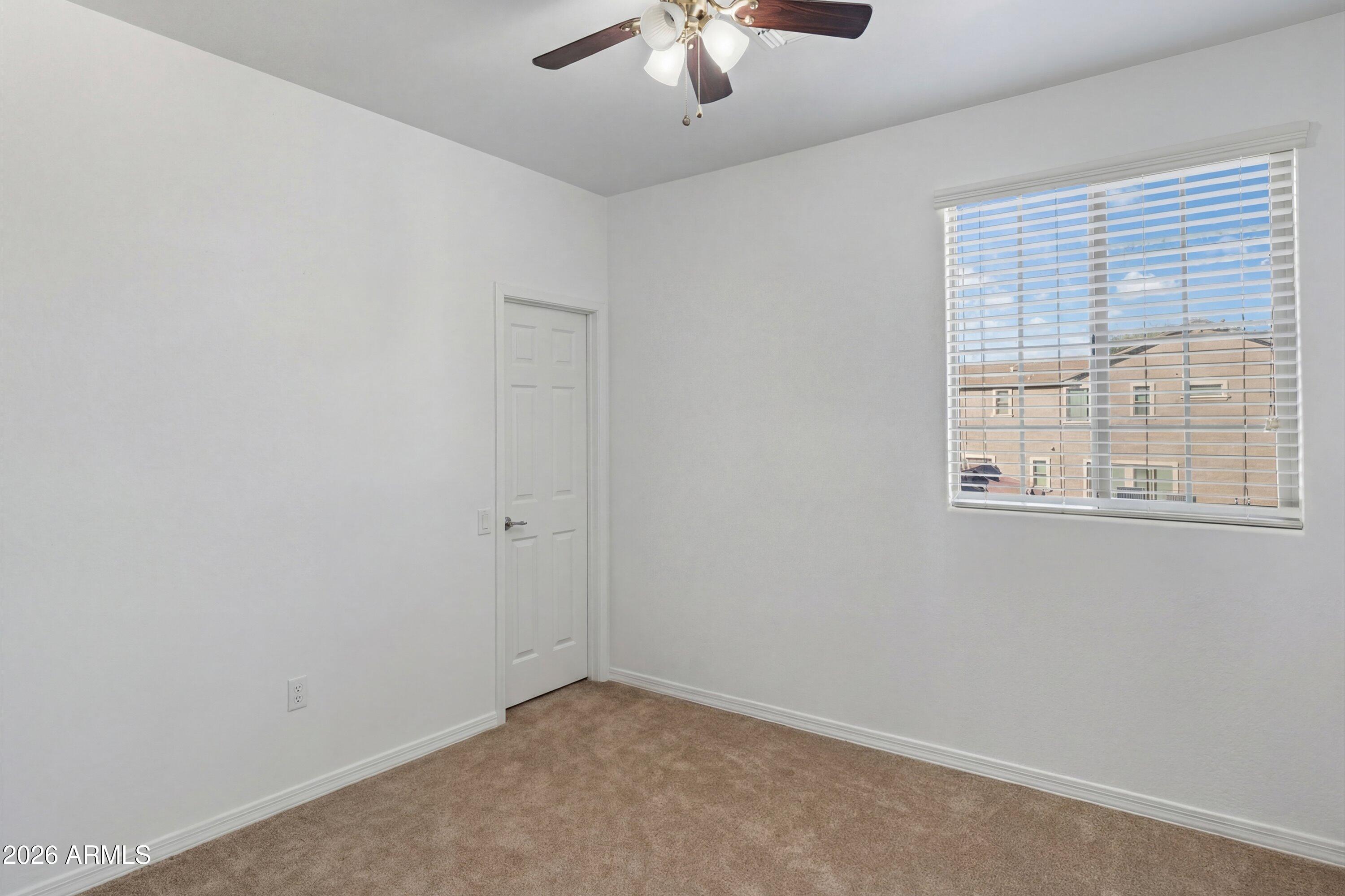 10933 E RENFIELD Avenue