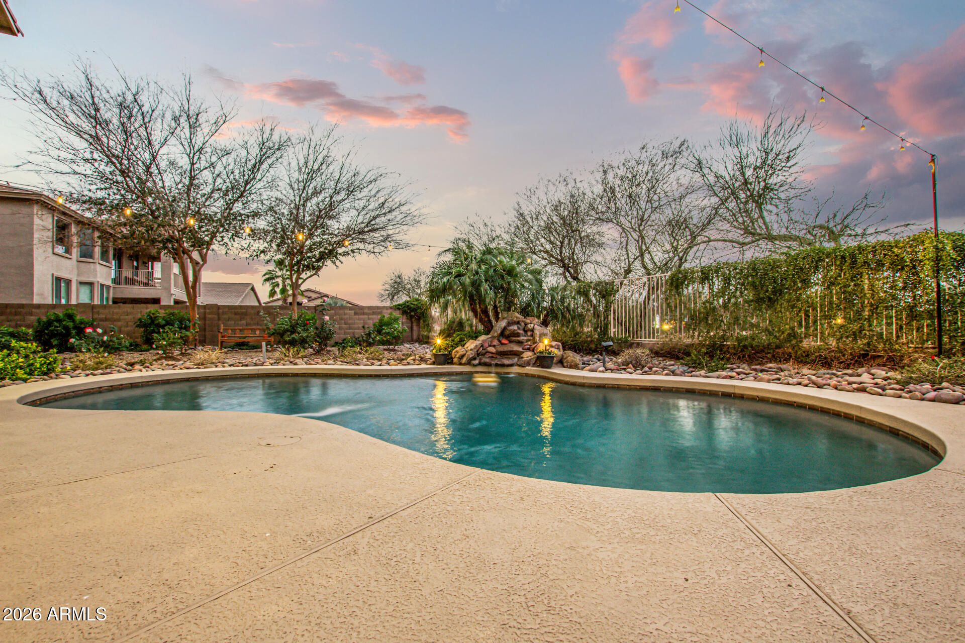 43402 W DESERT FAIRWAYS Drive