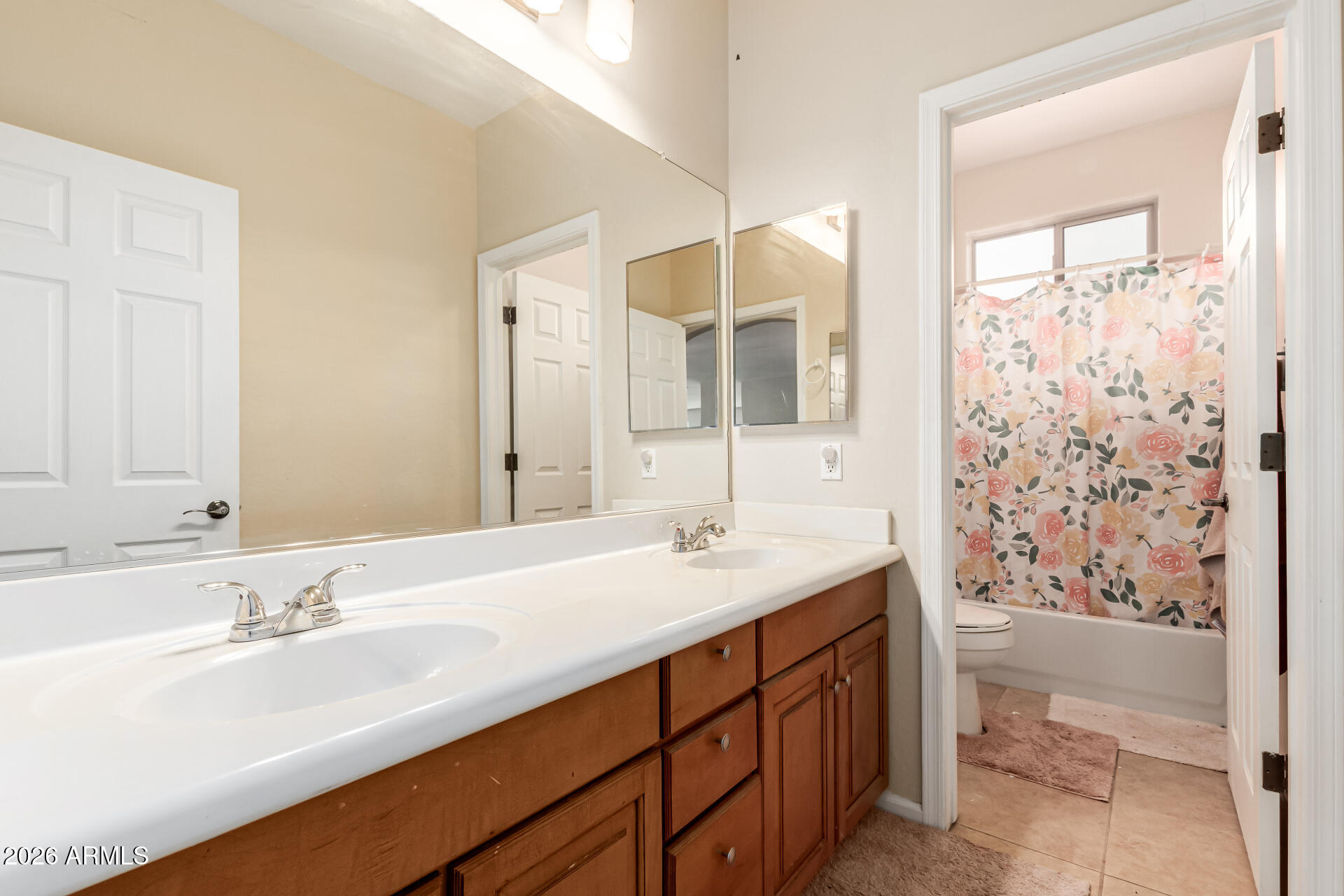 43402 W DESERT FAIRWAYS Drive