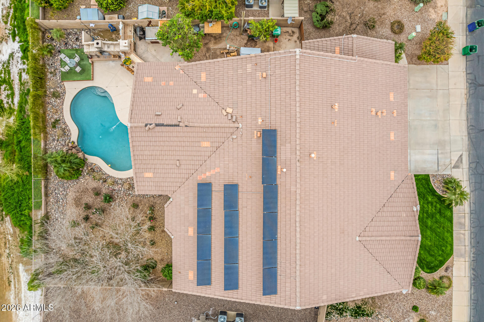 43402 W DESERT FAIRWAYS Drive