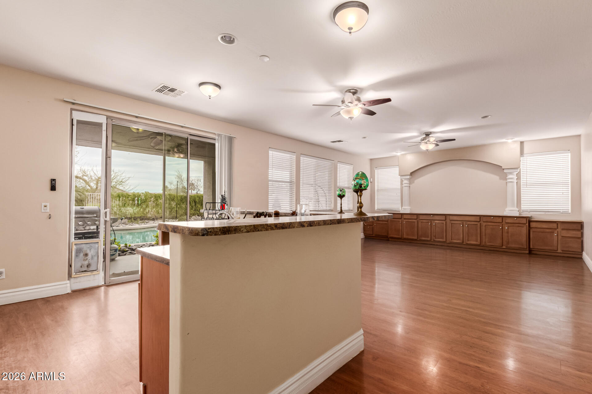 43402 W DESERT FAIRWAYS Drive