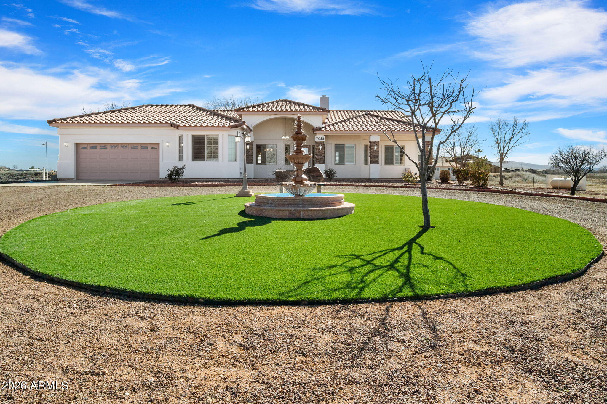 7925 E ACRE Way