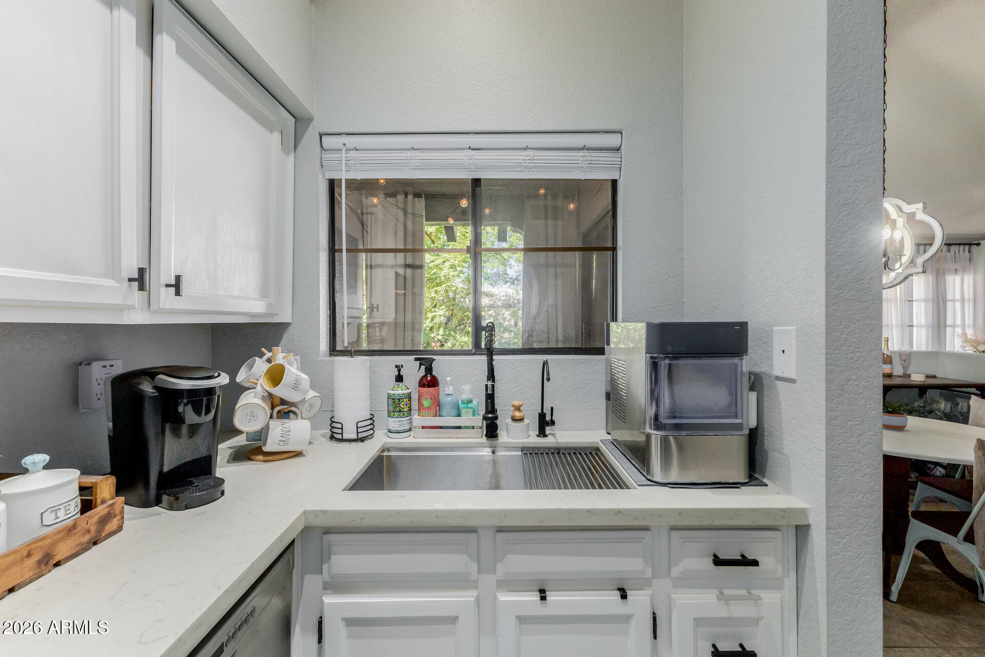 7300 N DREAMY DRAW Drive 208