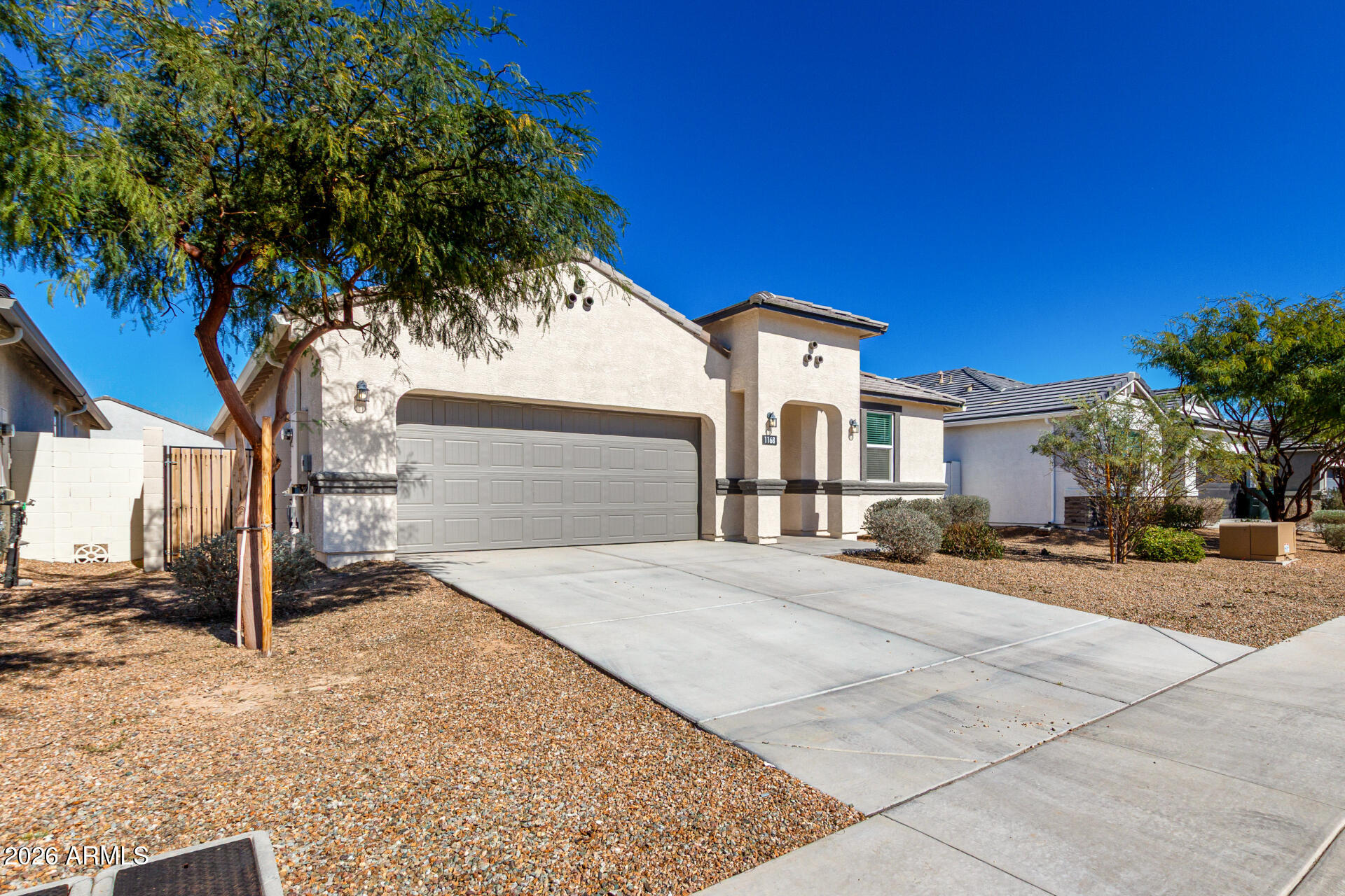 1168 W paradise Way