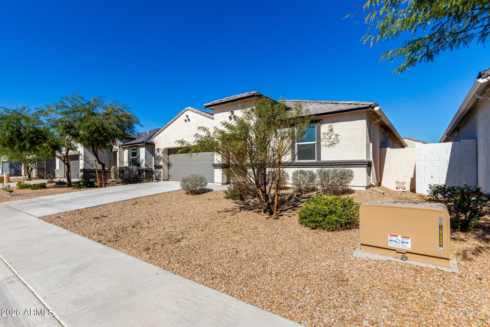 1168 W paradise Way
