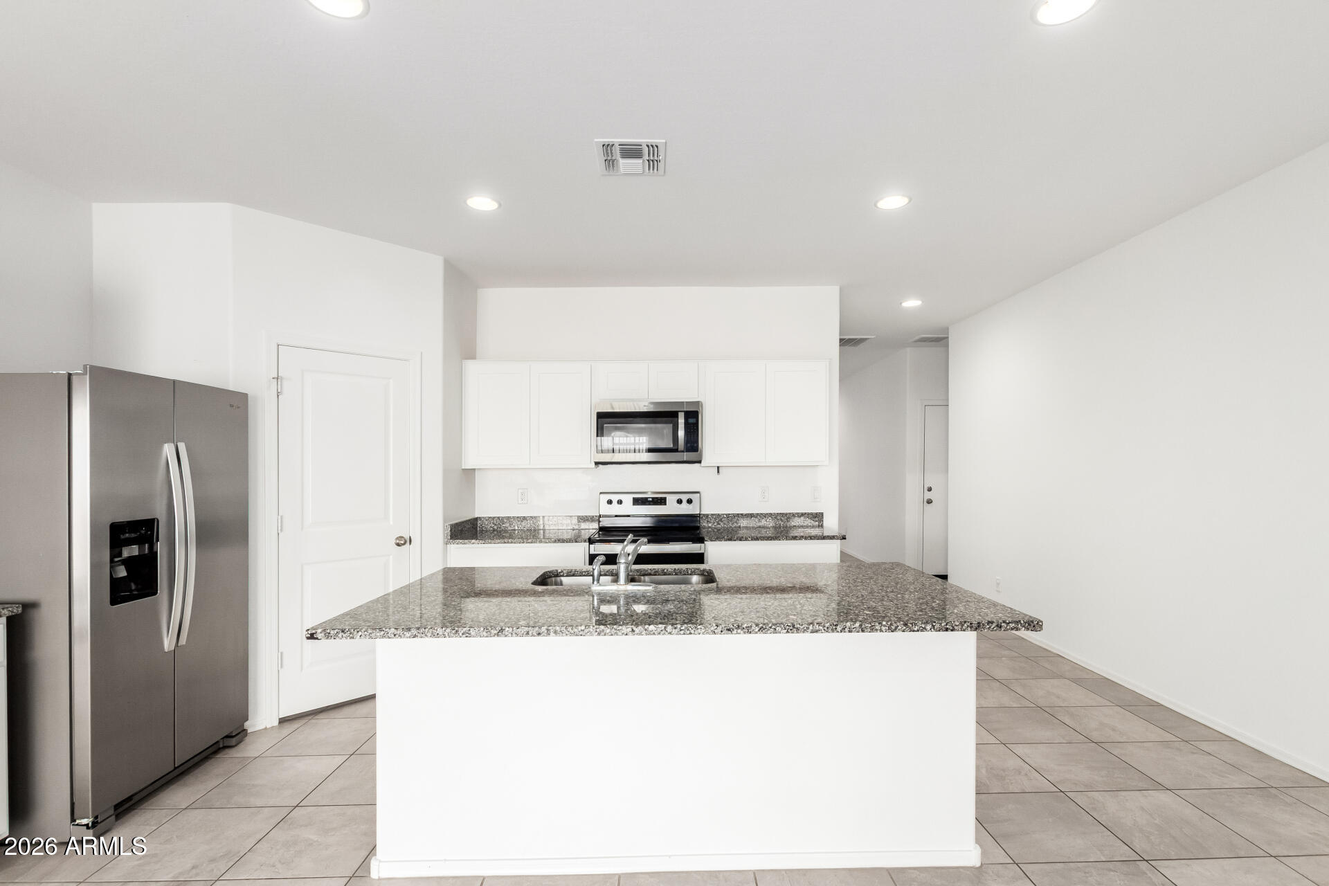 1168 W paradise Way