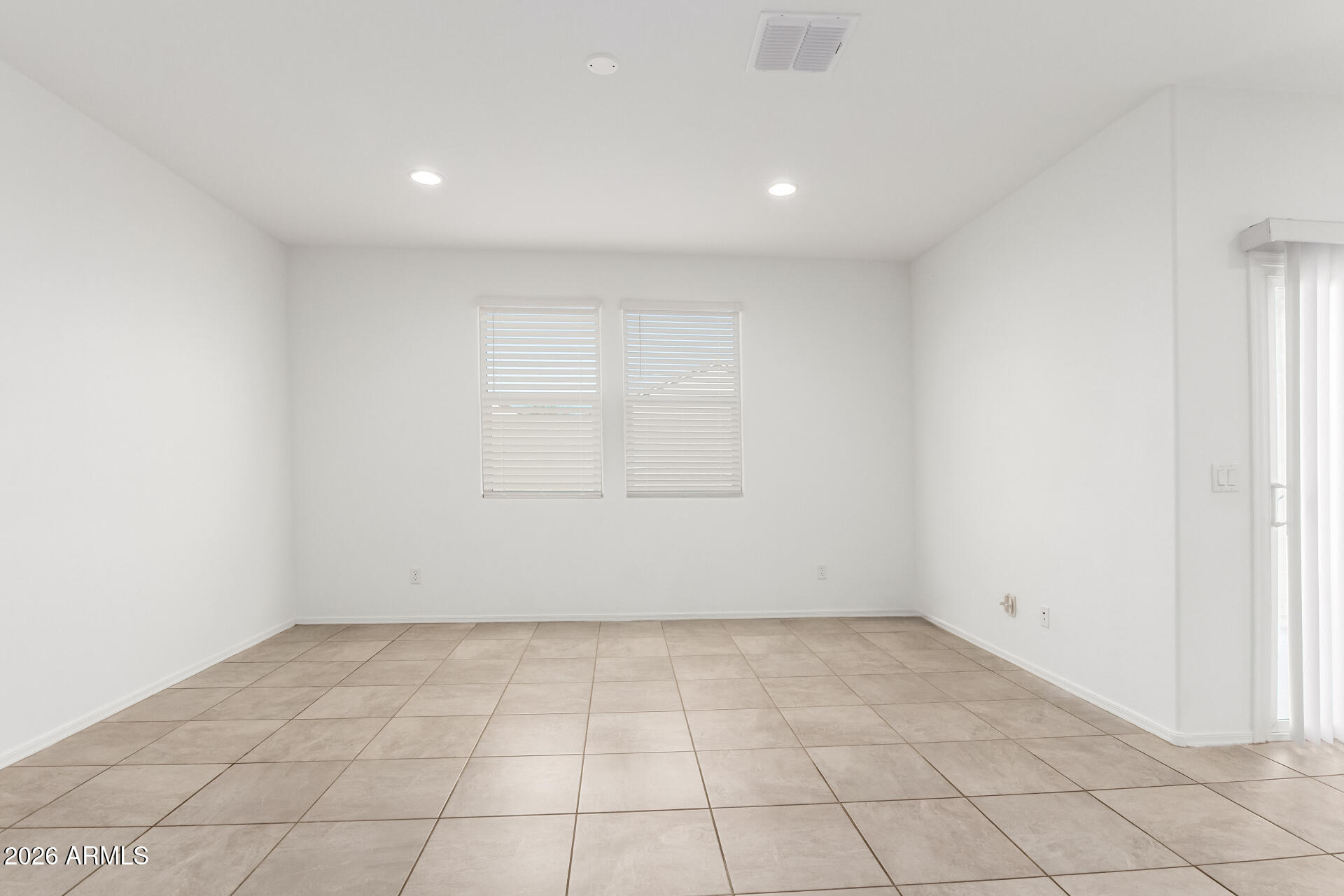 1168 W paradise Way