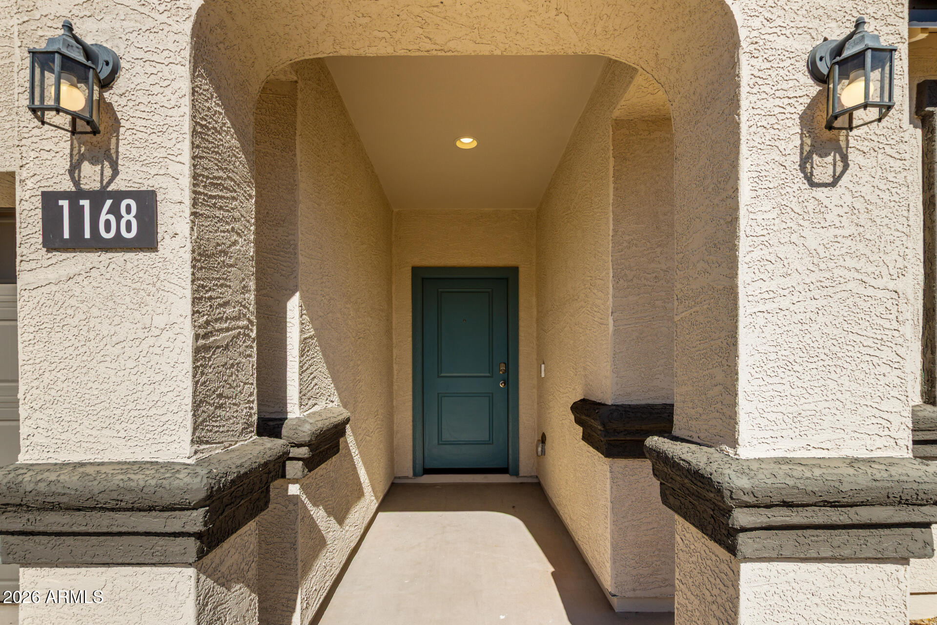 1168 W paradise Way