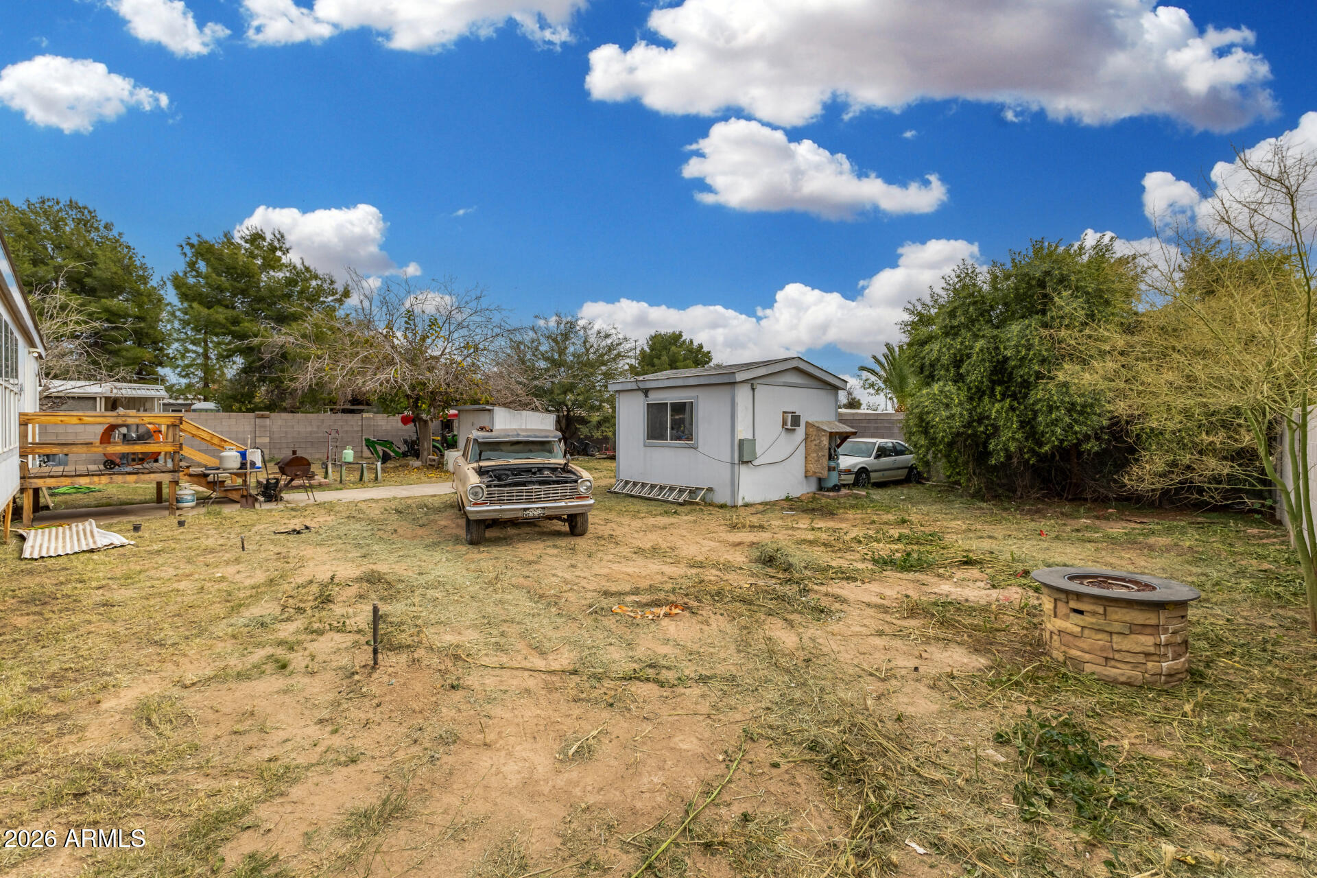 3521 W Lone Cactus Drive