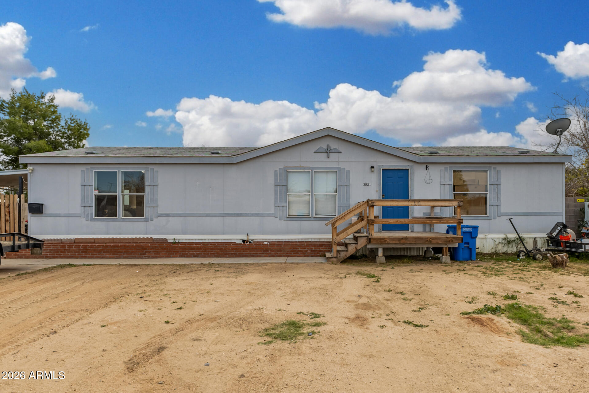 3521 W Lone Cactus Drive