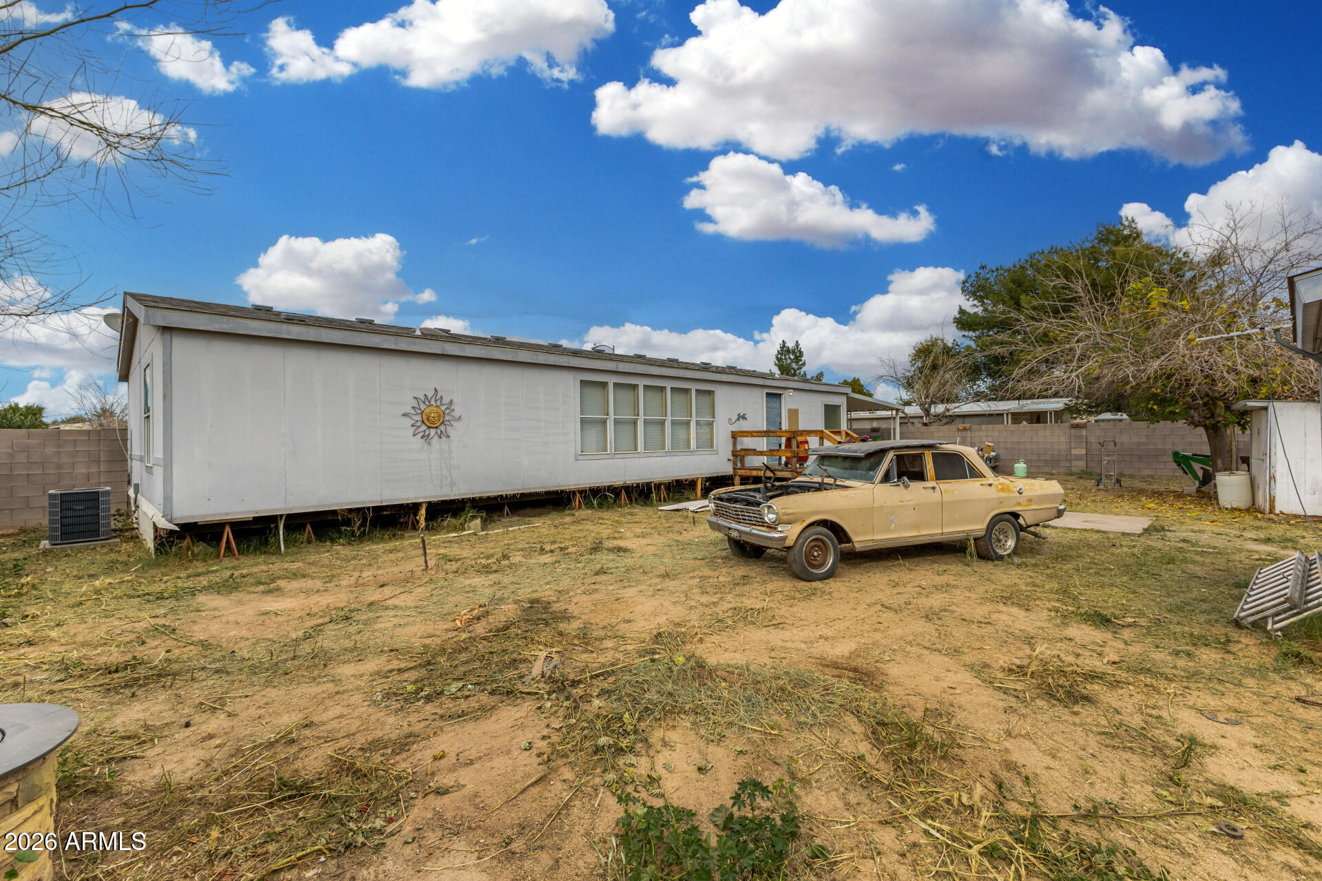 3521 W Lone Cactus Drive