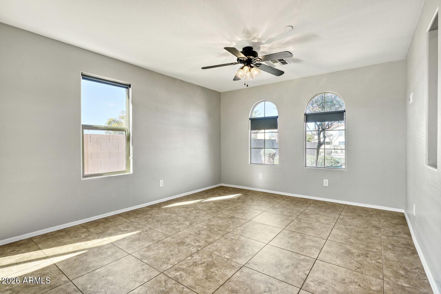 2220 S BUCKAROO Trail