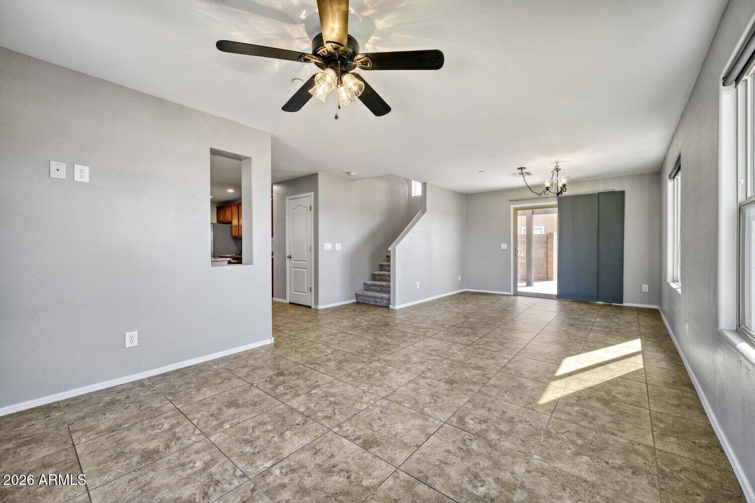 2220 S BUCKAROO Trail