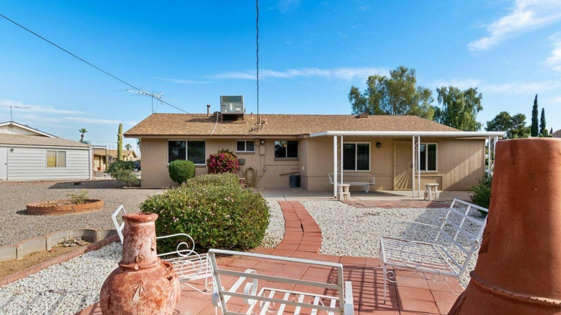 12020 N HACIENDA Drive