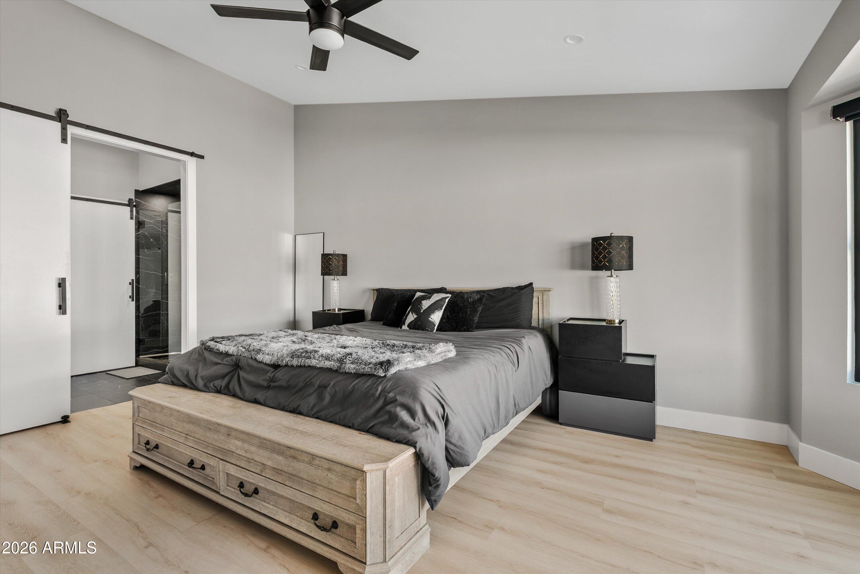 3026 E Leland Street