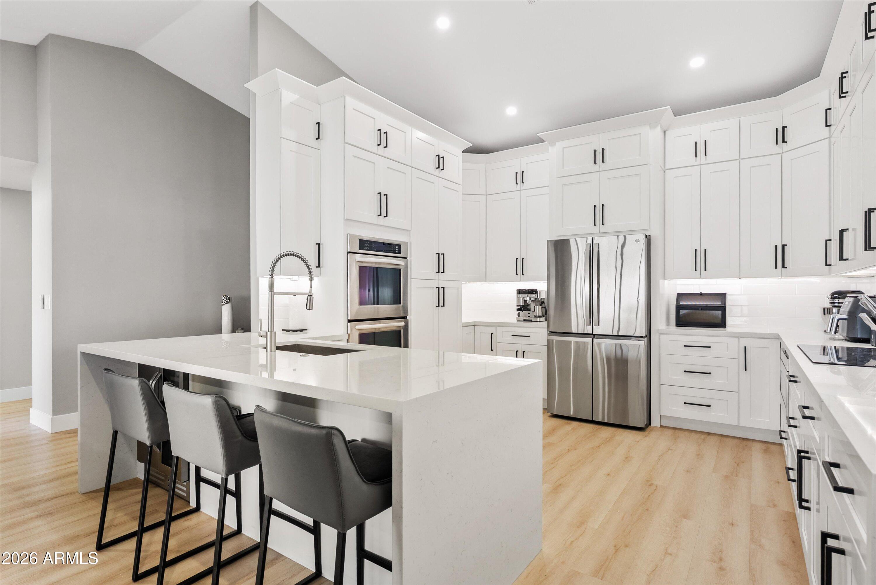 3026 E Leland Street