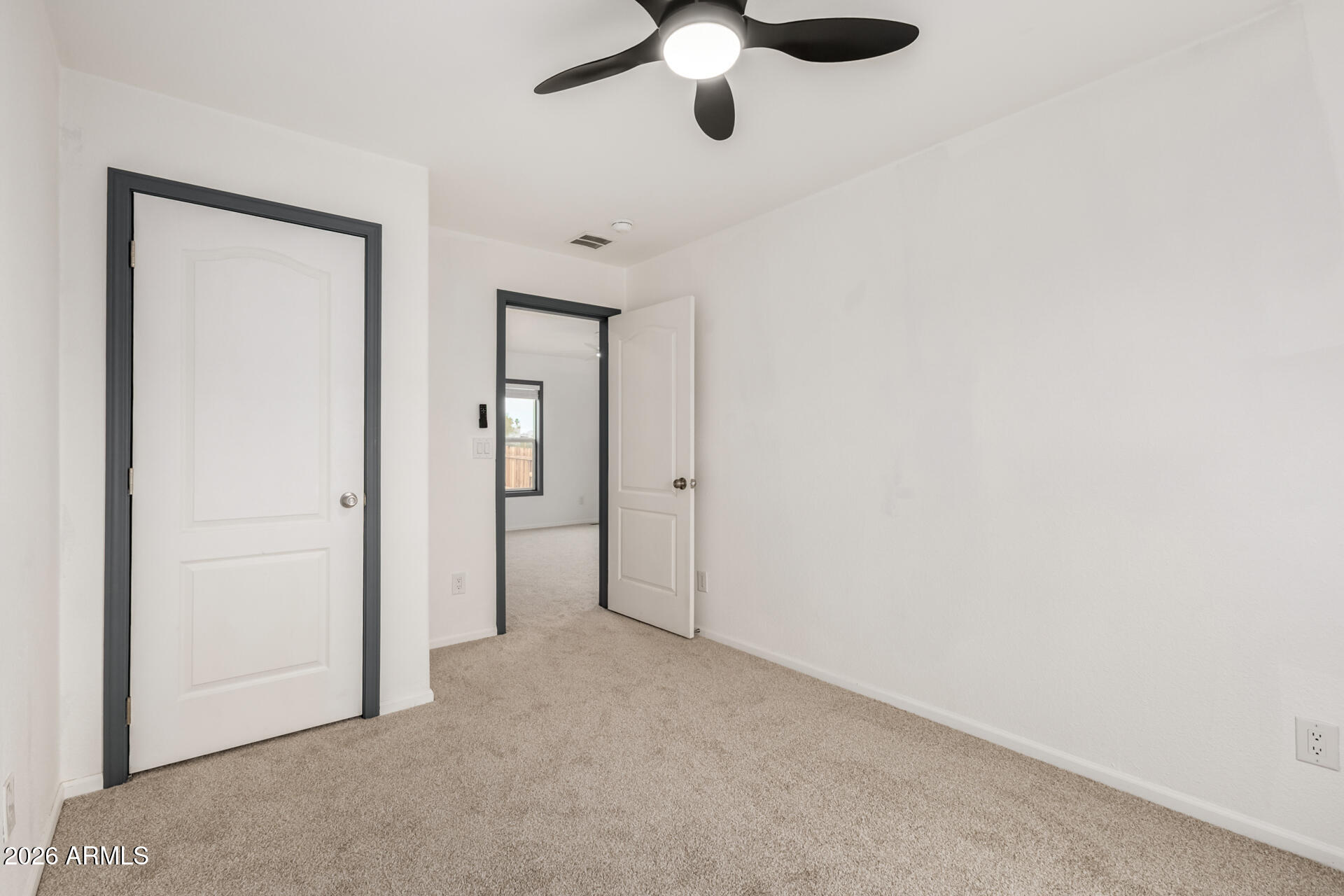 511 W CLAESSENS Drive