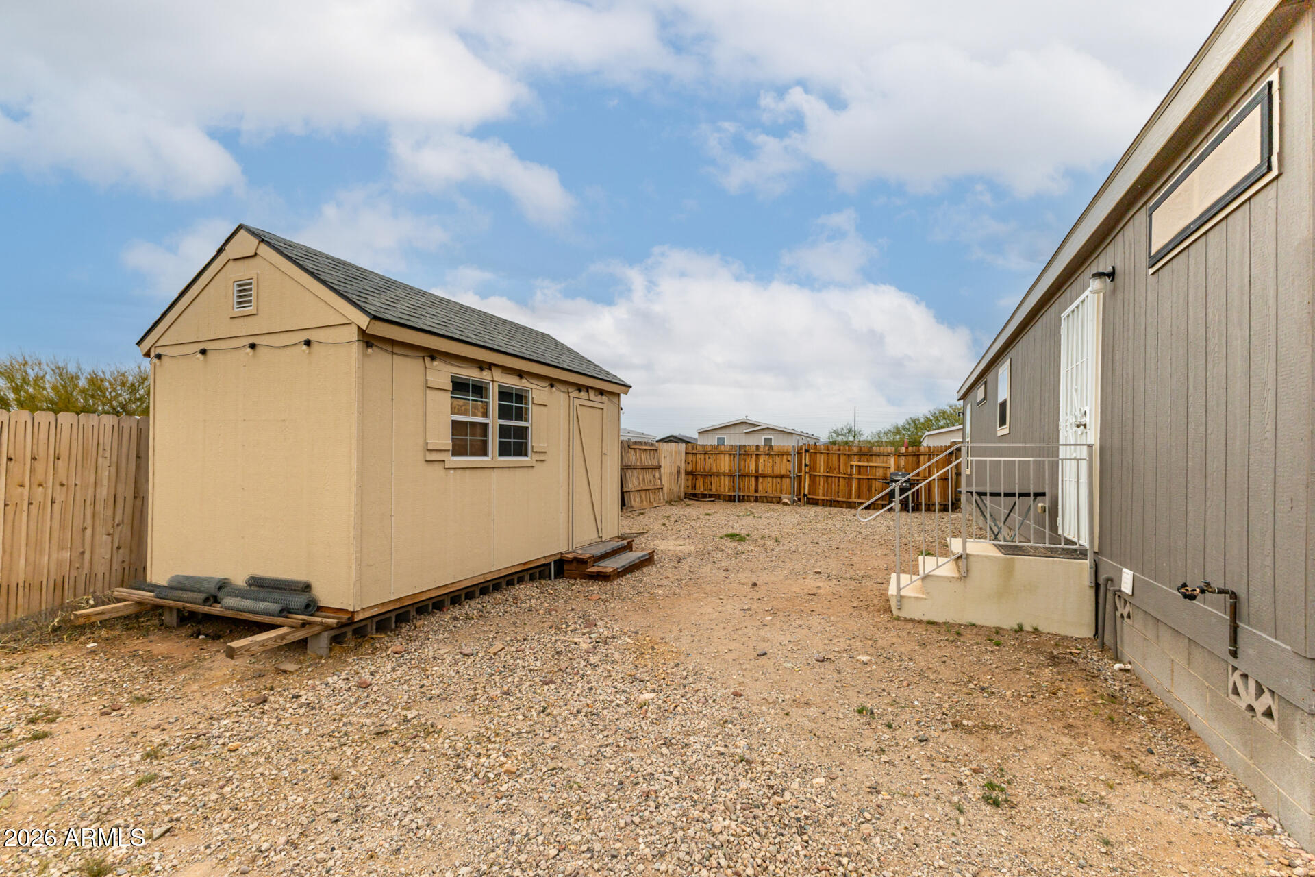 511 W CLAESSENS Drive