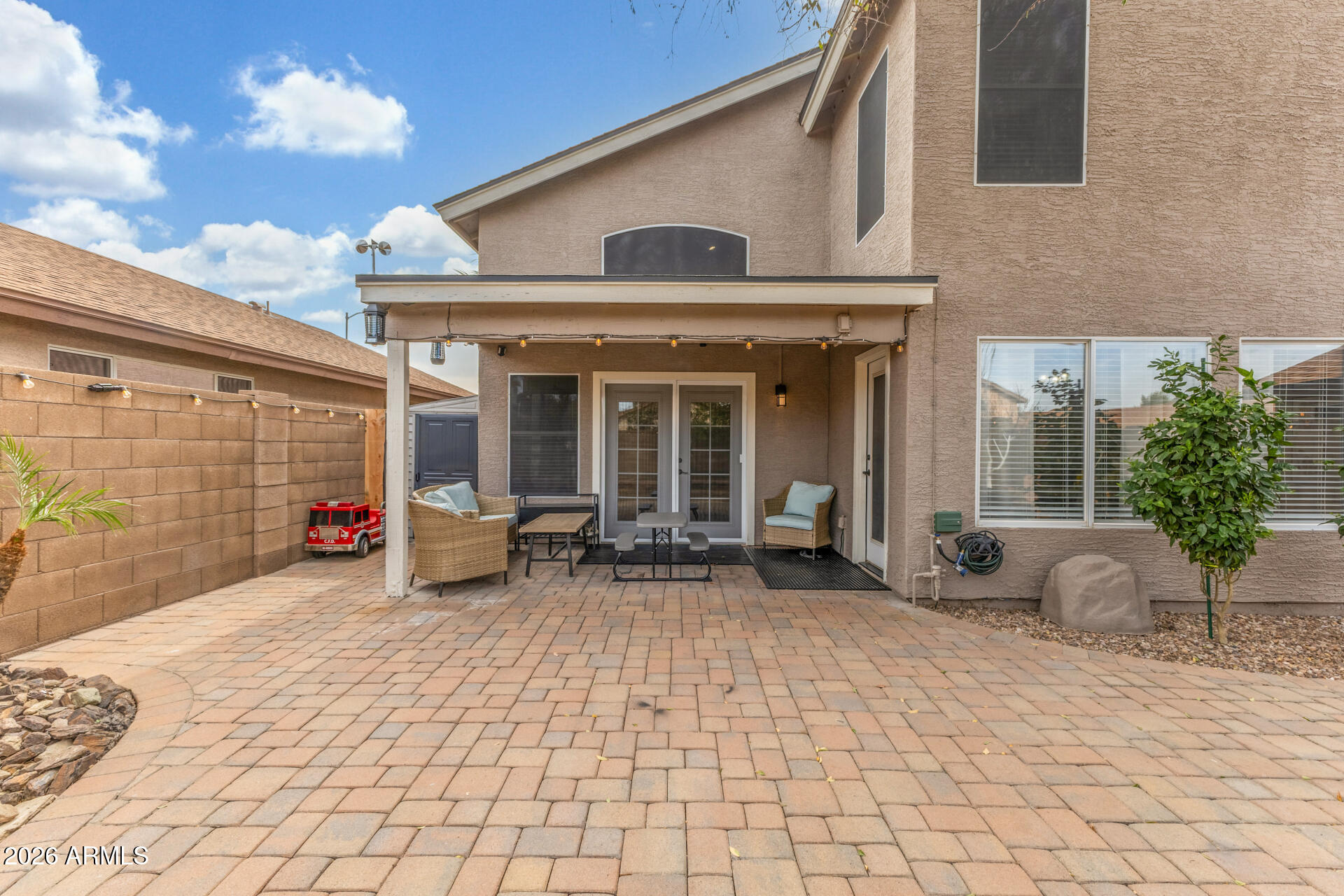 124 W MOHAWK Drive