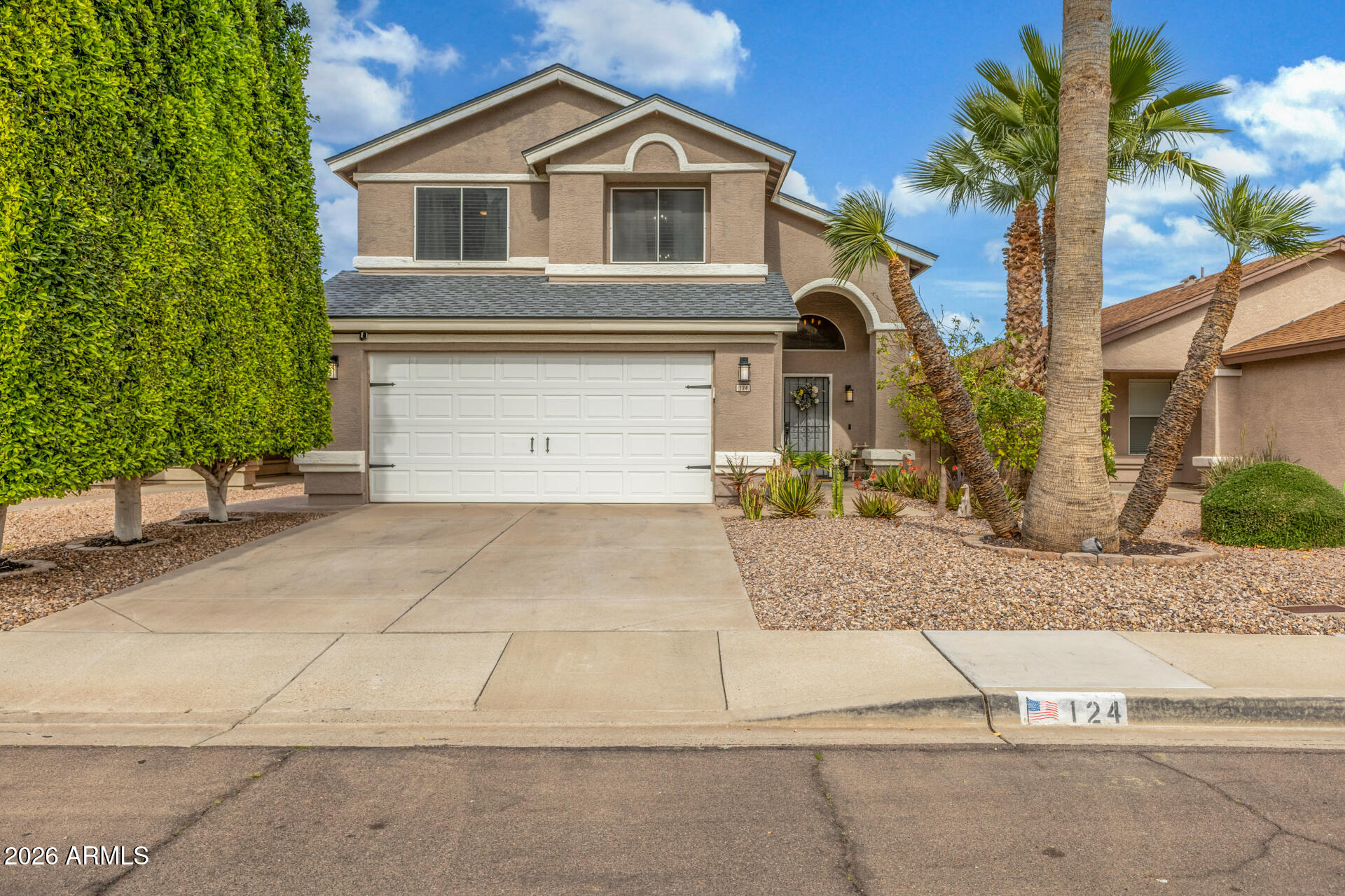 124 W MOHAWK Drive