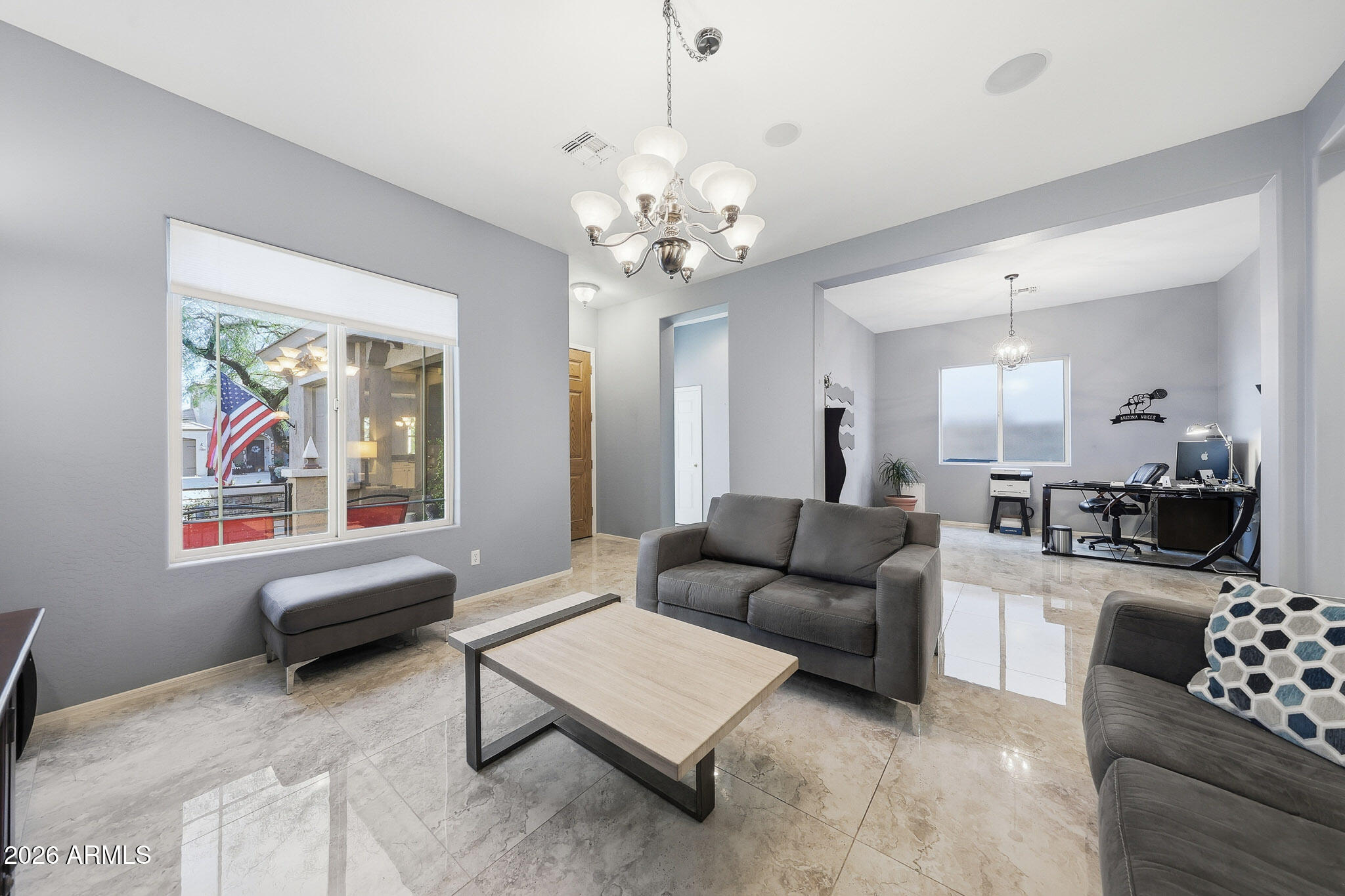 42820 N LIVINGSTONE Way