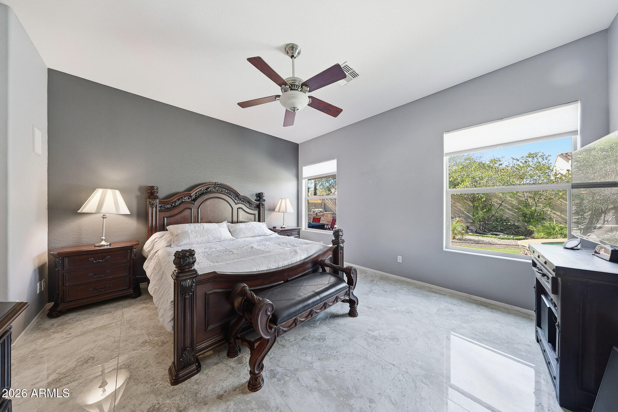 42820 N LIVINGSTONE Way