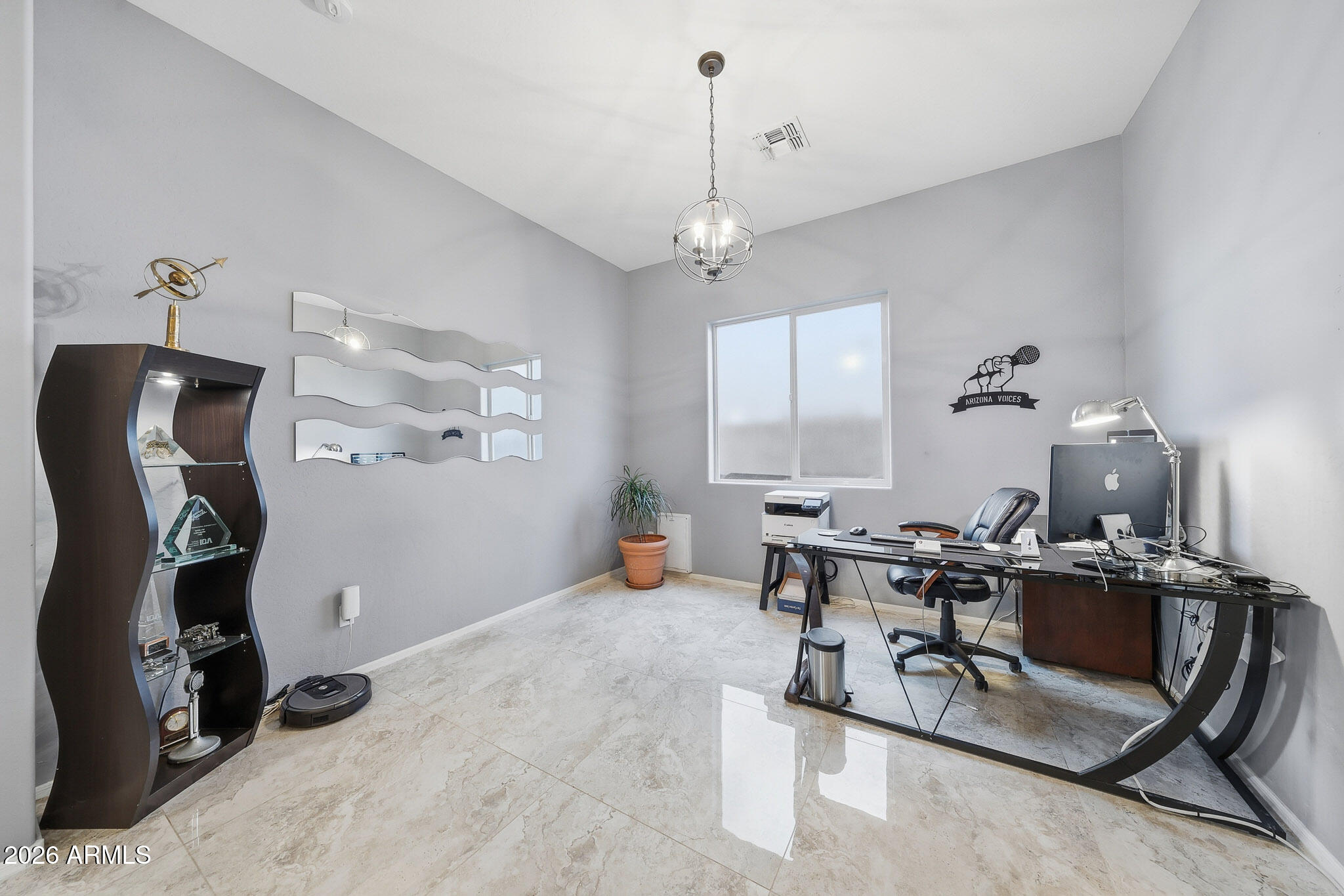 42820 N LIVINGSTONE Way