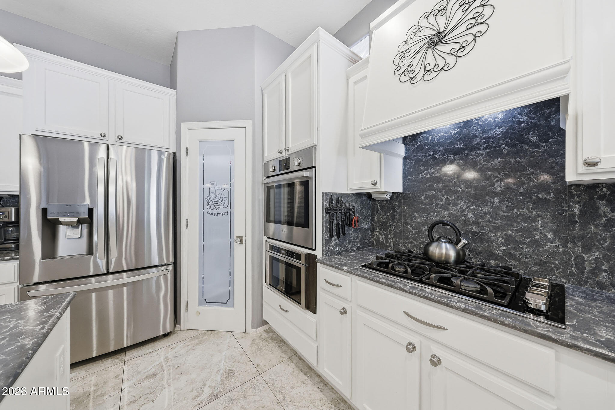 42820 N LIVINGSTONE Way