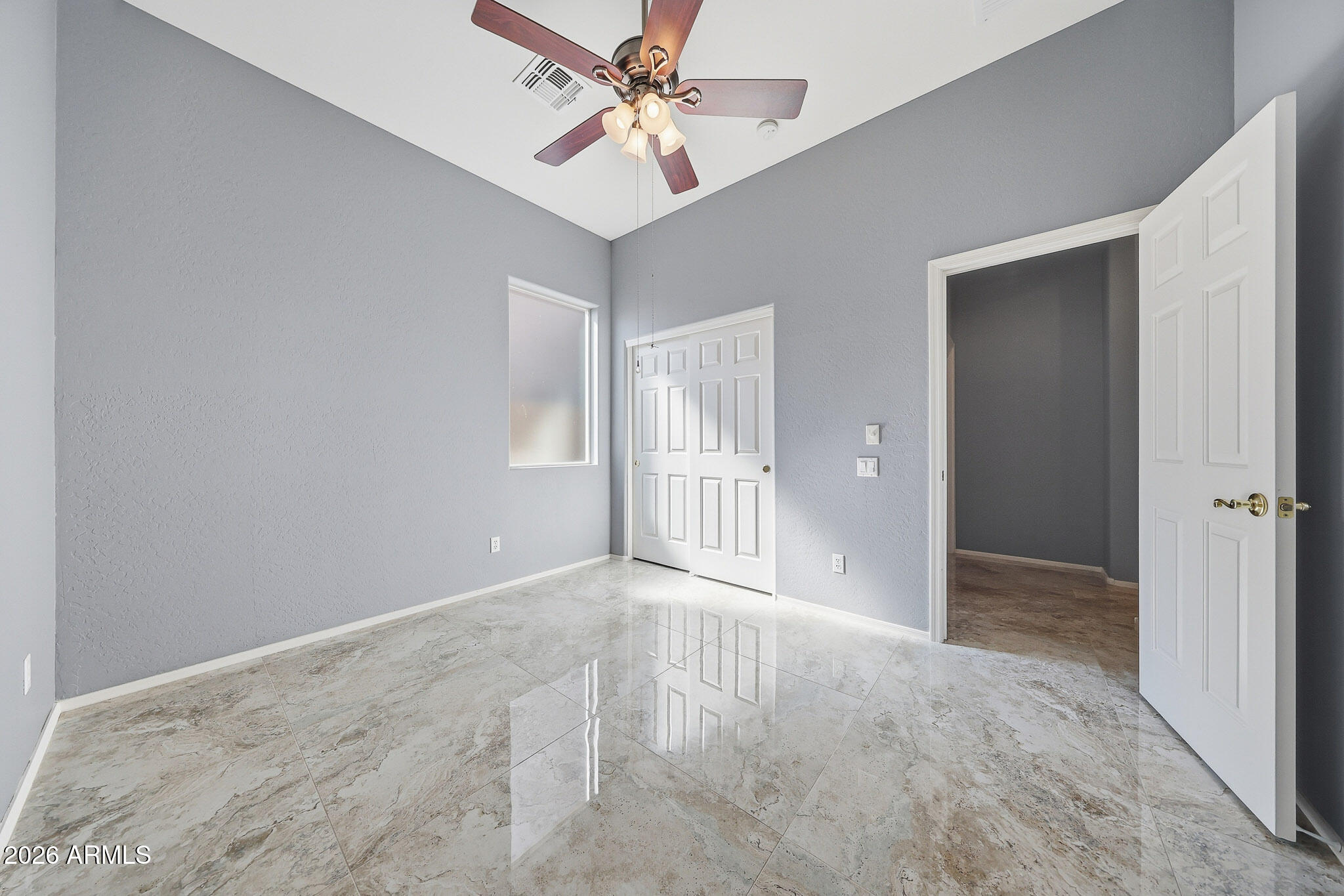 42820 N LIVINGSTONE Way