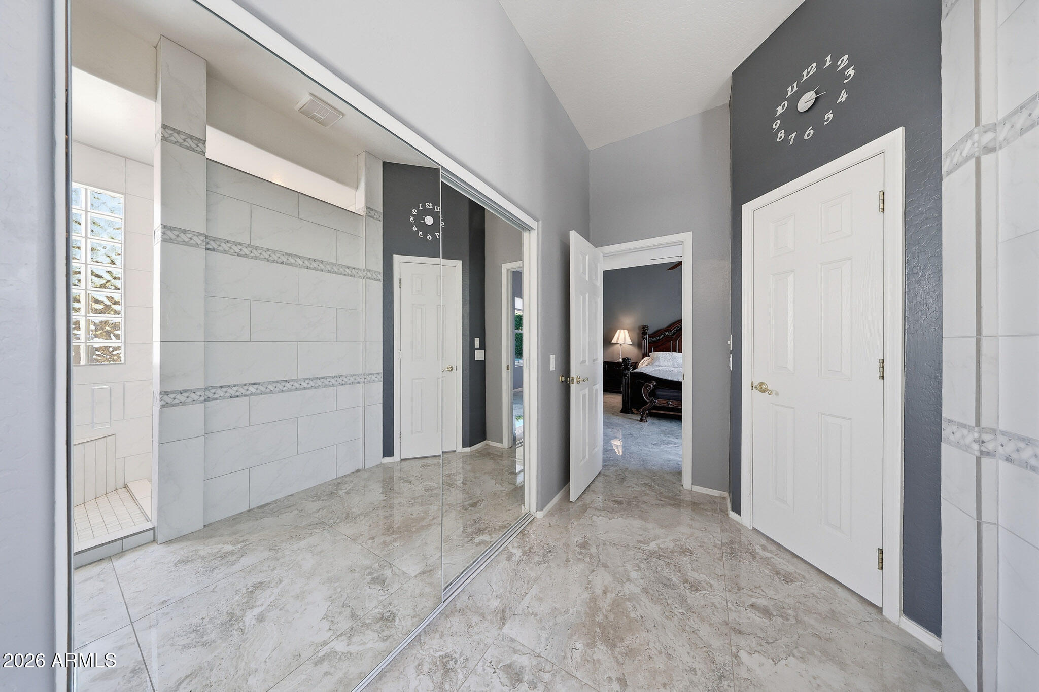 42820 N LIVINGSTONE Way