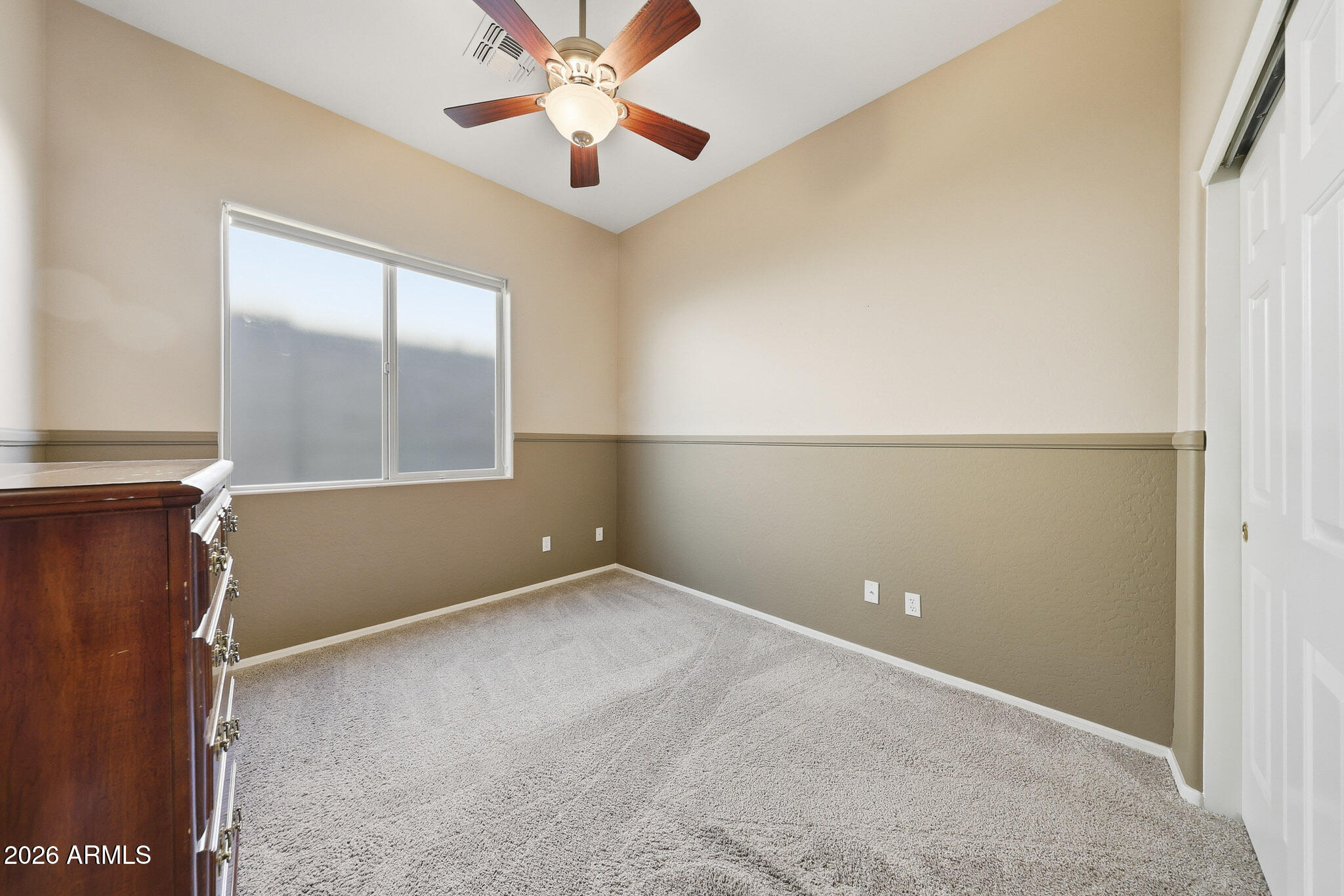 42820 N LIVINGSTONE Way