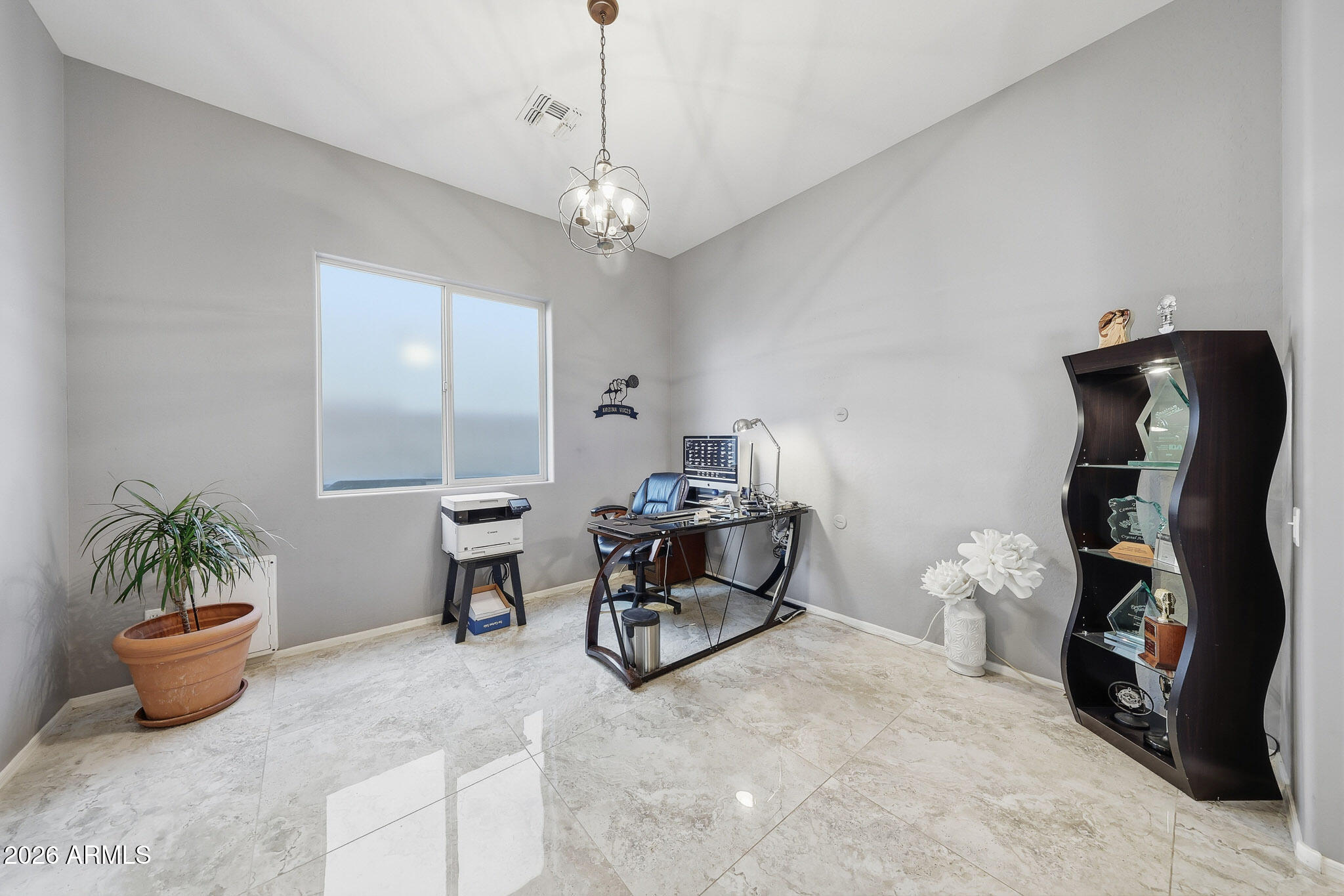 42820 N LIVINGSTONE Way