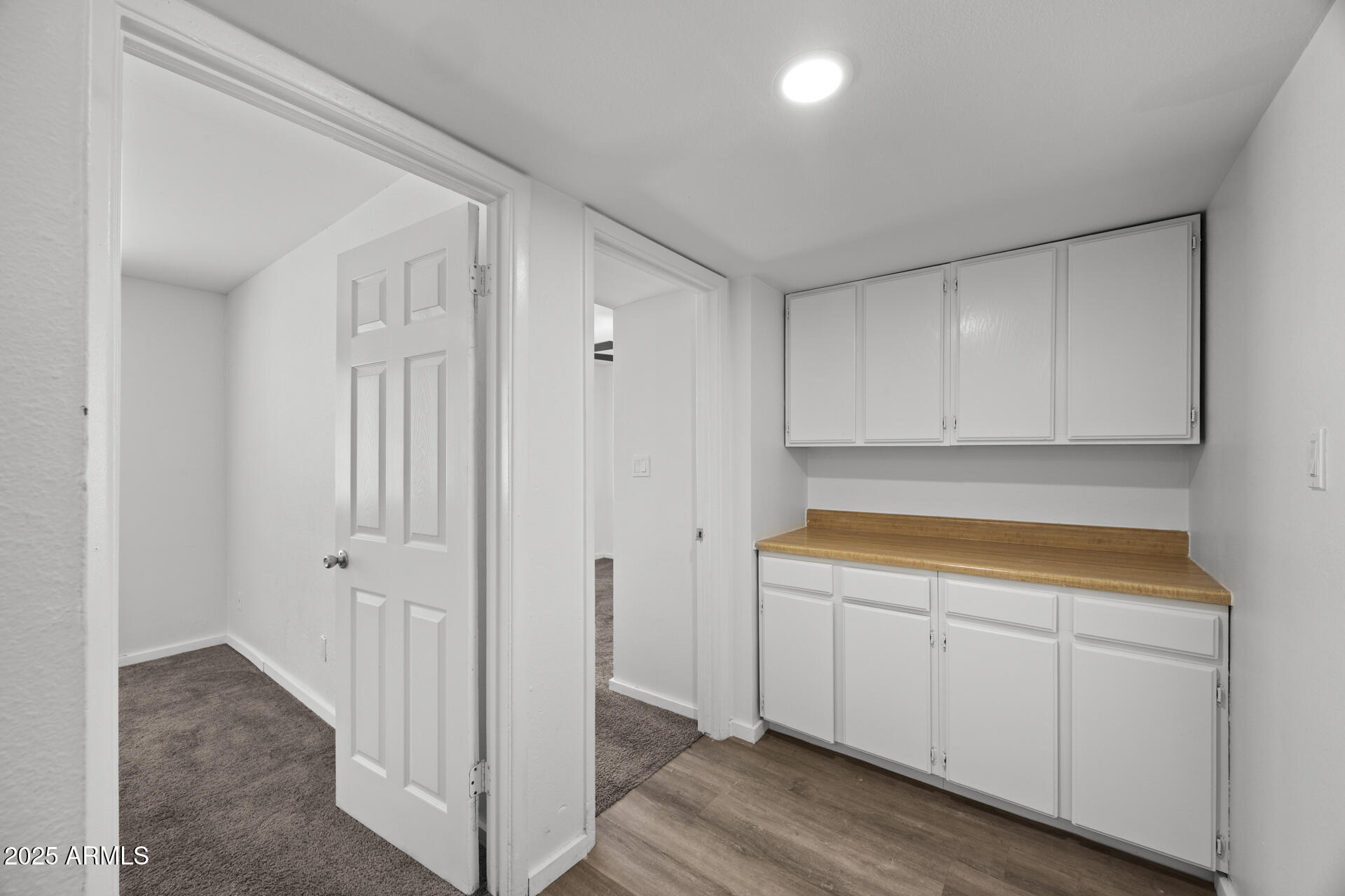 1427 W ANDERSON Drive