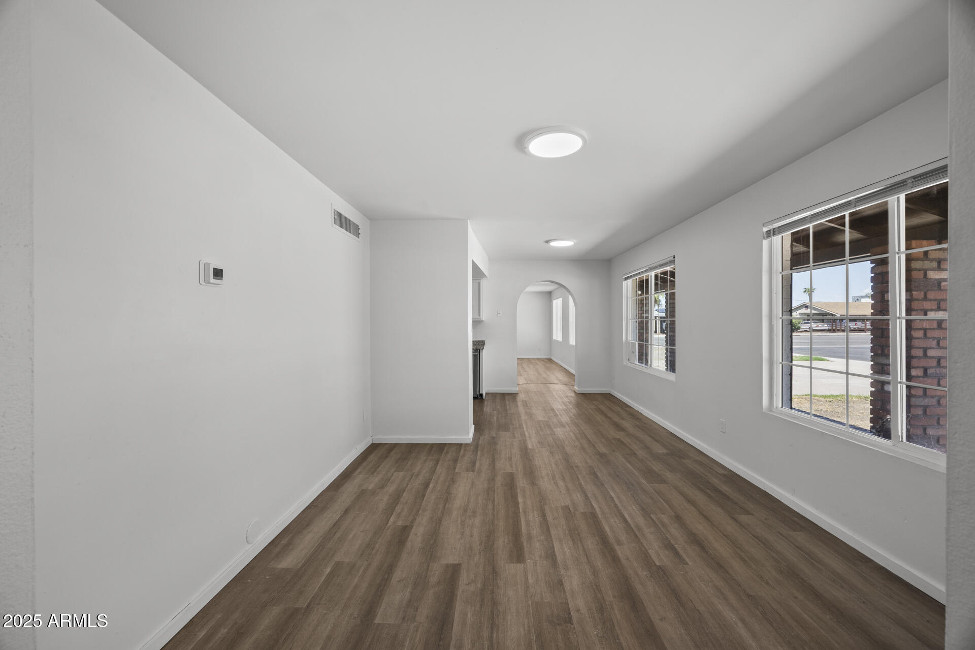 1427 W ANDERSON Drive